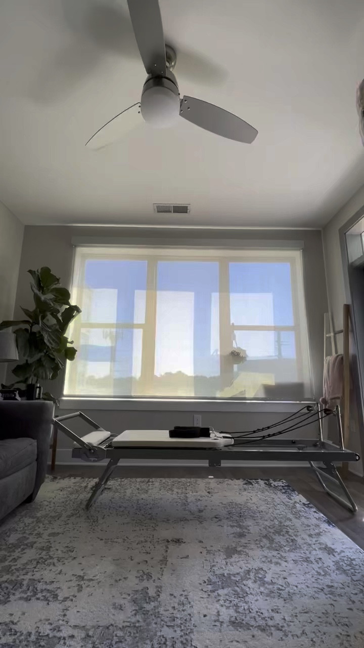 Pilates reformer at home workout ! Live on my YouTube 