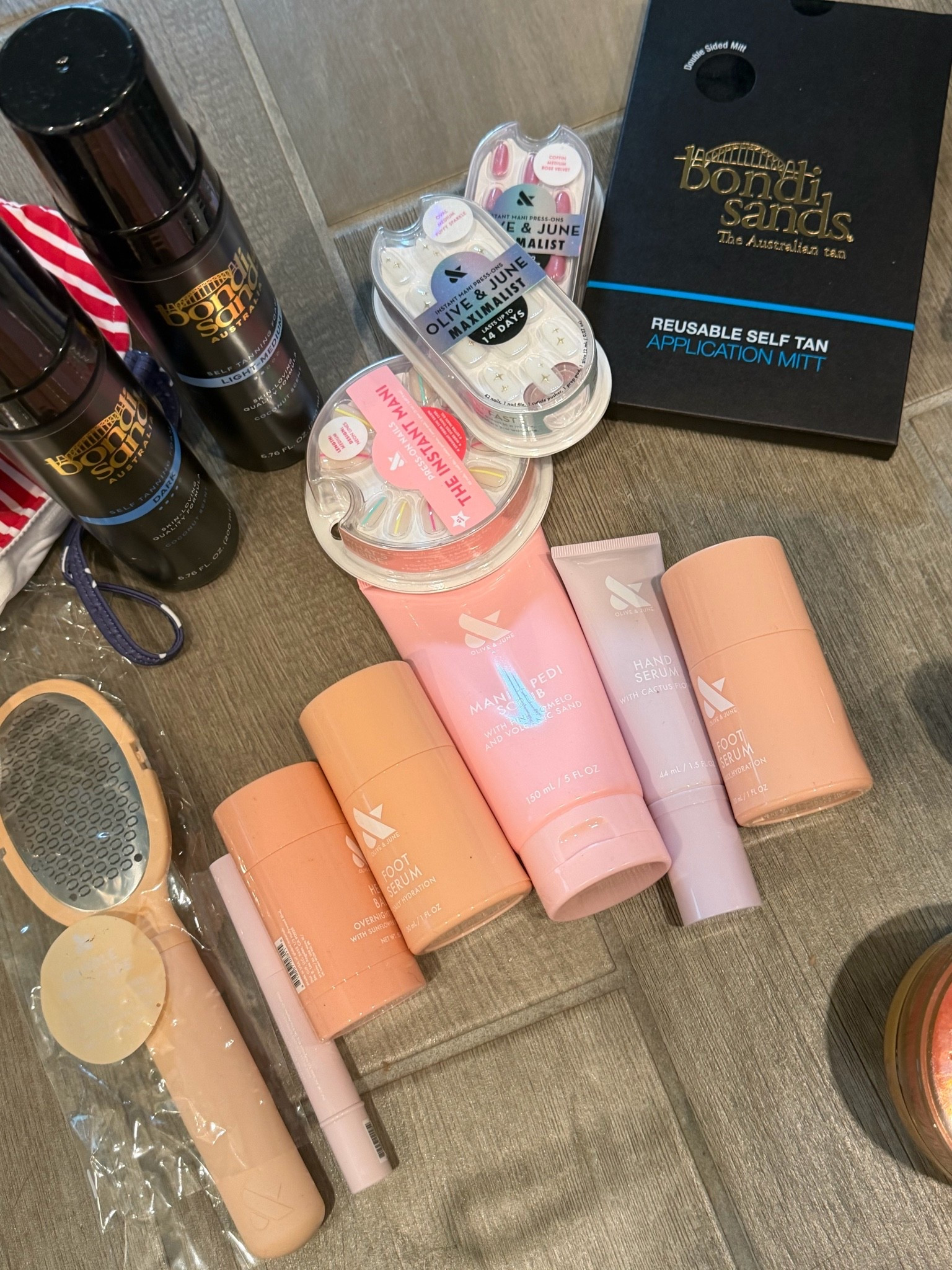 Olive and June x bondi sans

DIY nails and self tanner
Foot cream
Mani & pedi at home

#LTKselfcare #LTKmomlife #LTKTravel