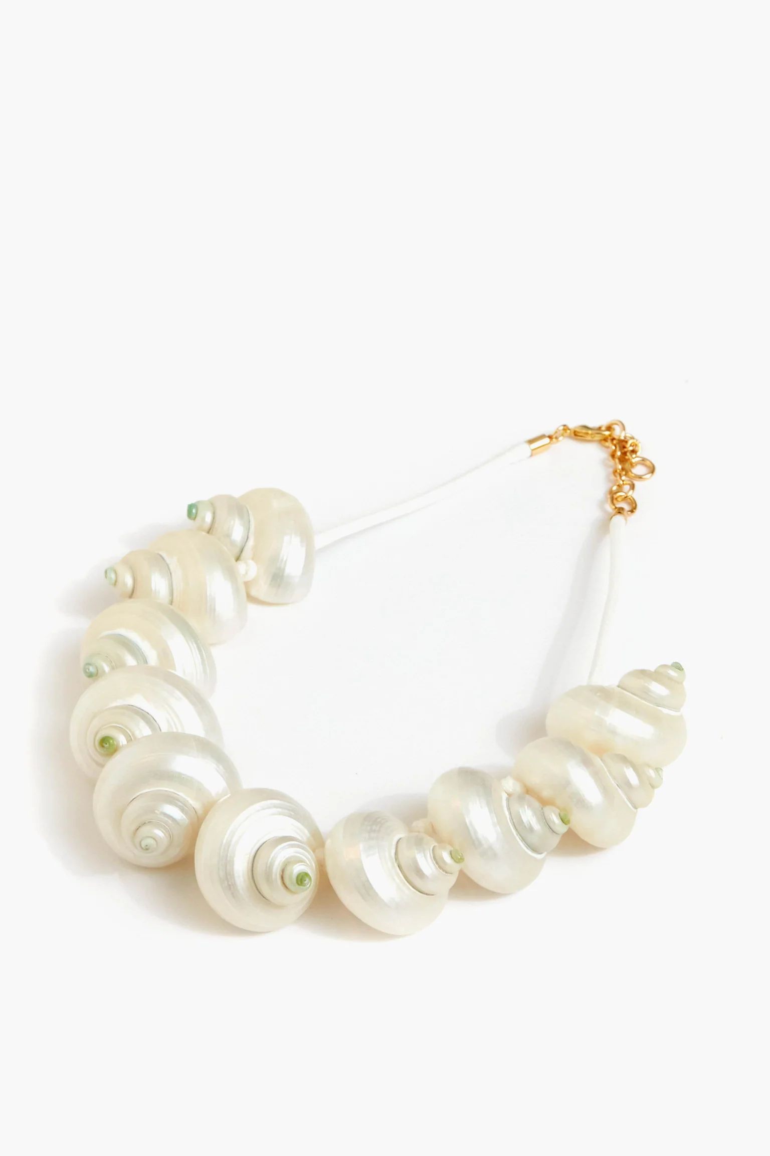White Calypso Necklace | Tuckernuck (US)