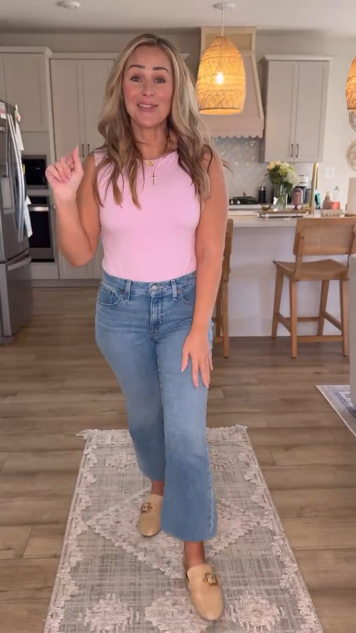 Believe it or not this style of jeans from Madewell have been with me since day 1 of posting on Instagram 😳

Madewell Kick Crop Petite denim jeans are THE best! I’m currently wearing a size 28 petite but even when I was a 31 petite I wore them all the time! They have the perfect amount of stretch and they’re so versatile! Wear them in the Spring with sneakers or loafers and Chelsea boots for Fall and Winter.

#madewell @madewell#LTKmidsize #LTKstyletip

#LTKSeasonal