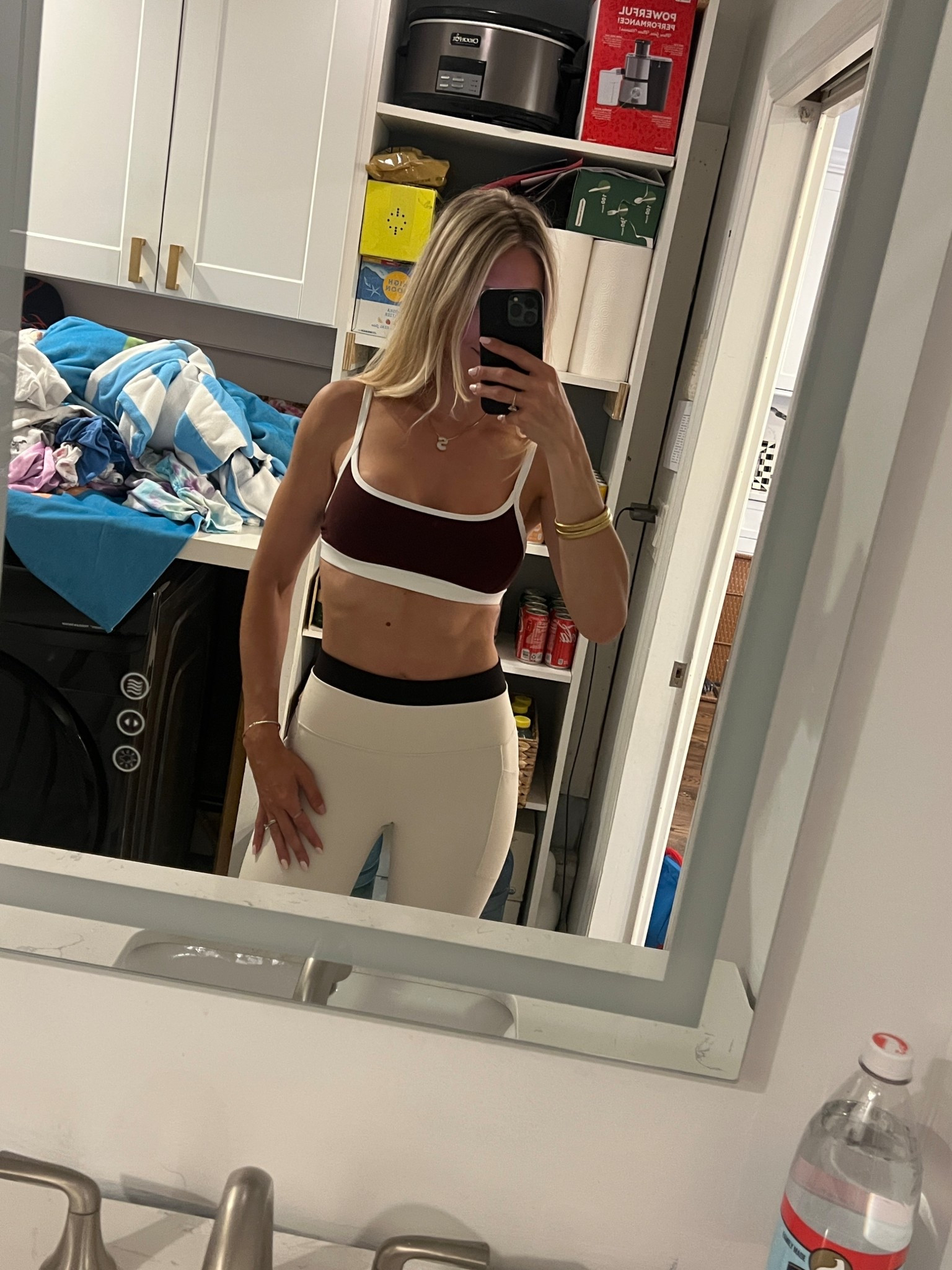 athleta try on haul! love these two different sets 

#athleta 

#LTKActive