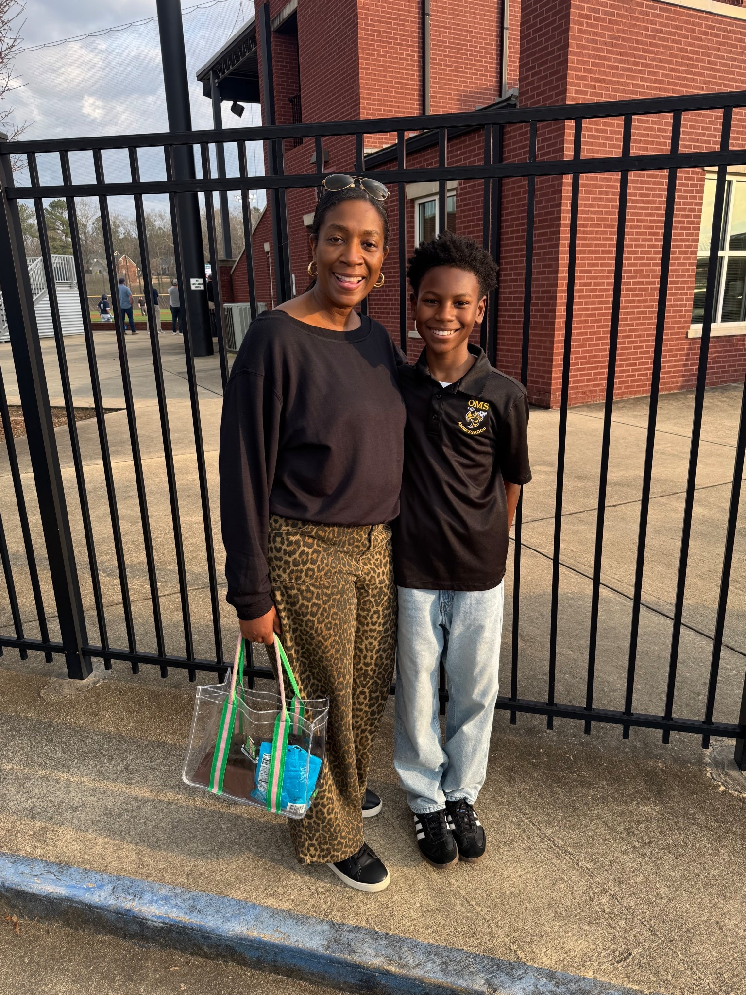 Thursday OOTD 

#LTKOver40 #LTKootd #LTKmomlife