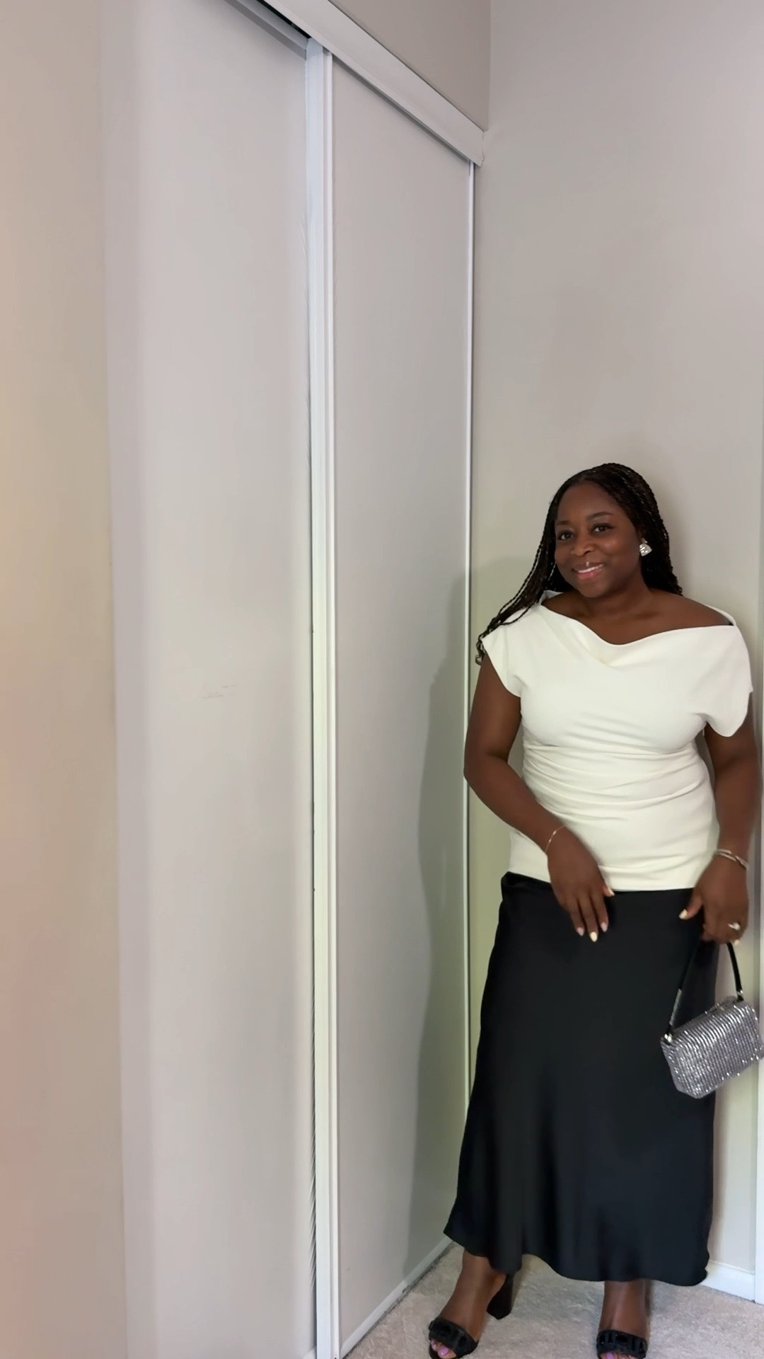 A cute off should blouse for the win! 
You can rent this top by using my code RTRXMZEKERI to save 50% off your first month subscription. 


#RentTheRunway #RTRPartner #StyleWithRTR #WorkwearStyle #EverydayStyle #EffortlessStyle #ChicStyle #FashionInspo #OutfitInspiration ##LifestyleCreator #DMVInfluencer #ClosetGoals #StyleOnDemand #WardrobeRefresh #DateNightLook #CasualChic #ElevatedStyle #WhatIWear

#LTKgrwm #LTKootd