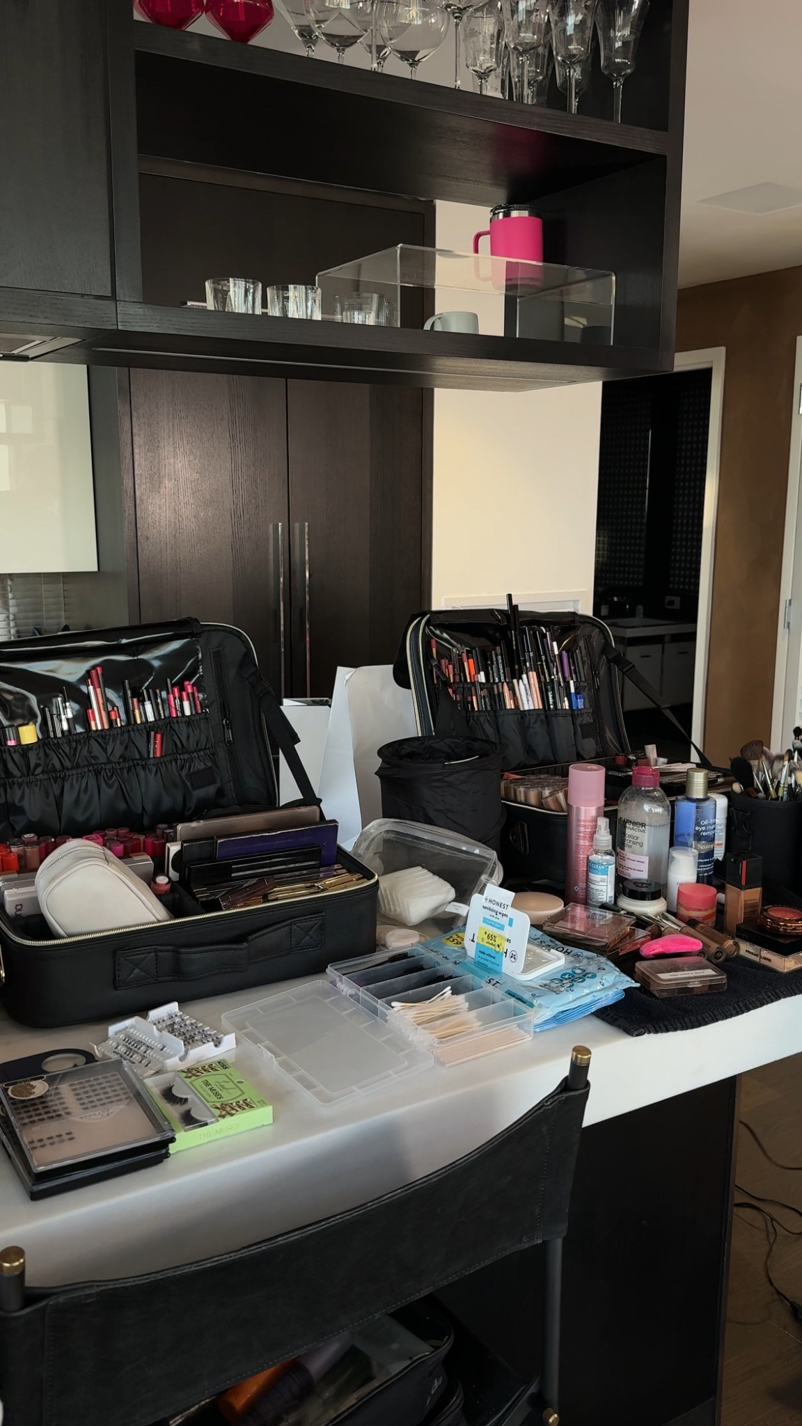 Just put in a restock order for my fave makeup products

makeup l beauty 