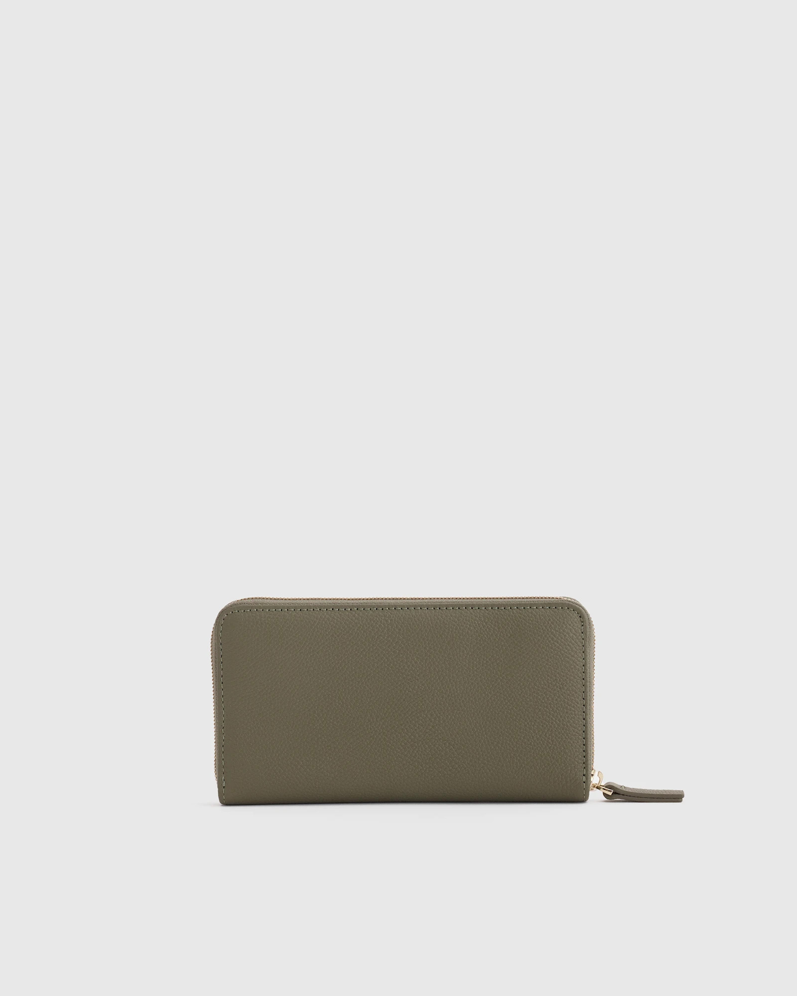 Italian Pebbled Leather Continental Wallet | Quince