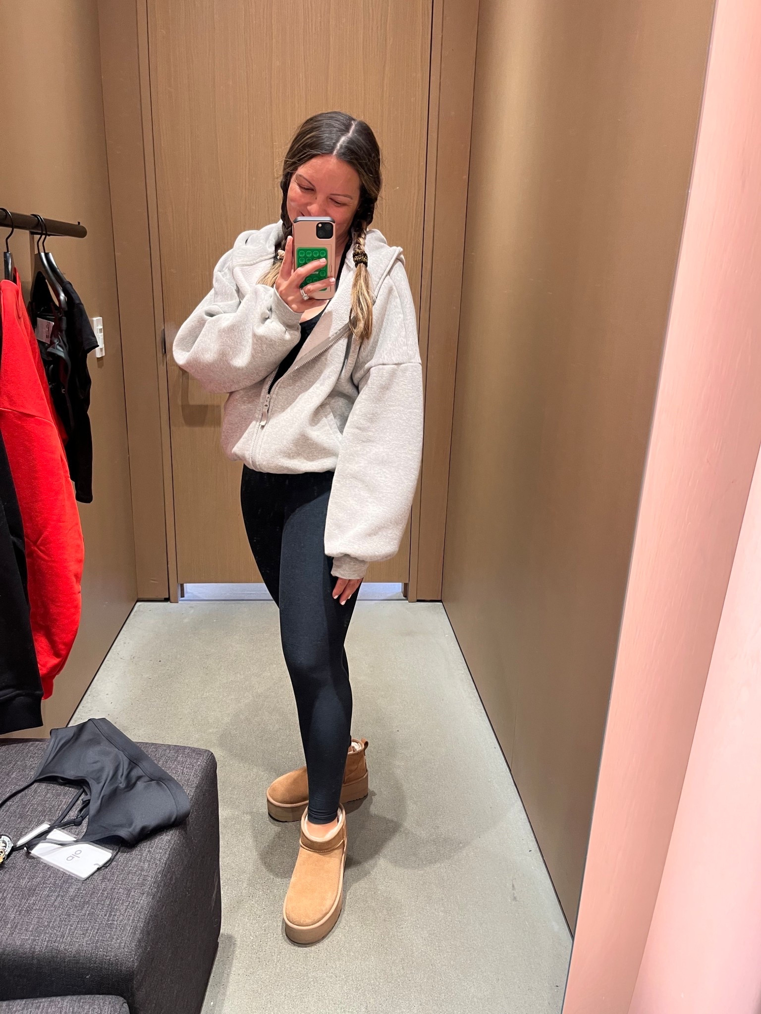 Shopping outfit ☺️

#LTKgrwm #LTKootd