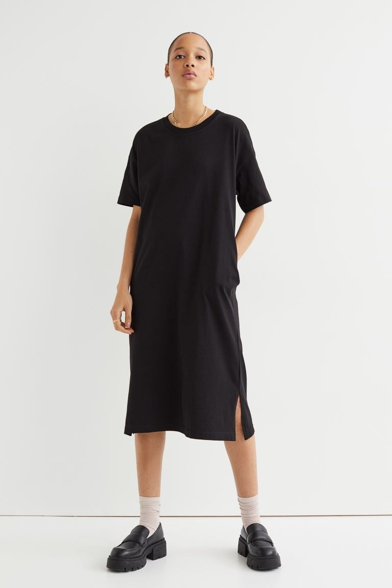 Calf-length T-shirt dress | H&M (UK, MY, IN, SG, PH, TW, HK)