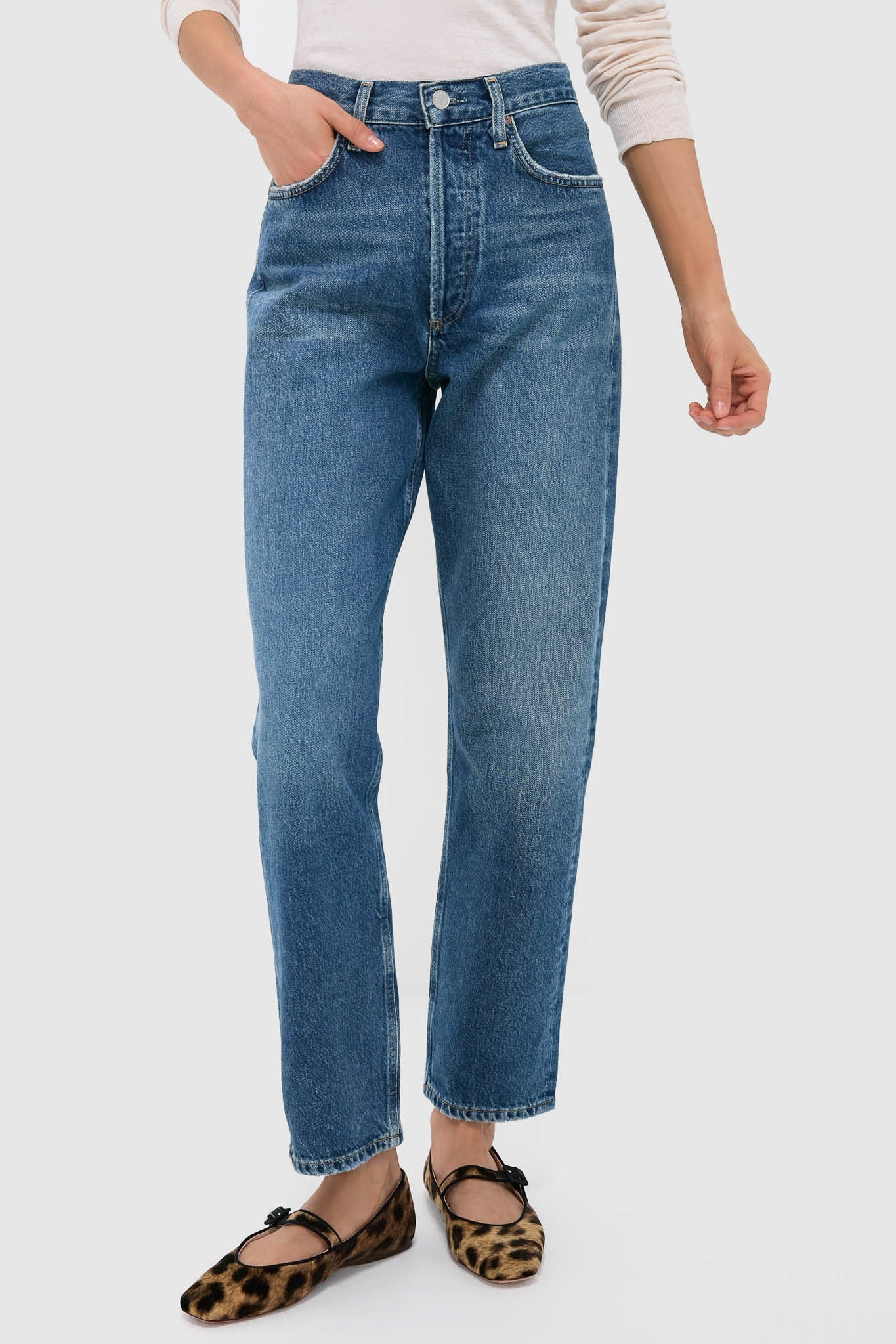 Bounty Mid Rise Loose Fit 90's Jean | Tuckernuck (US)