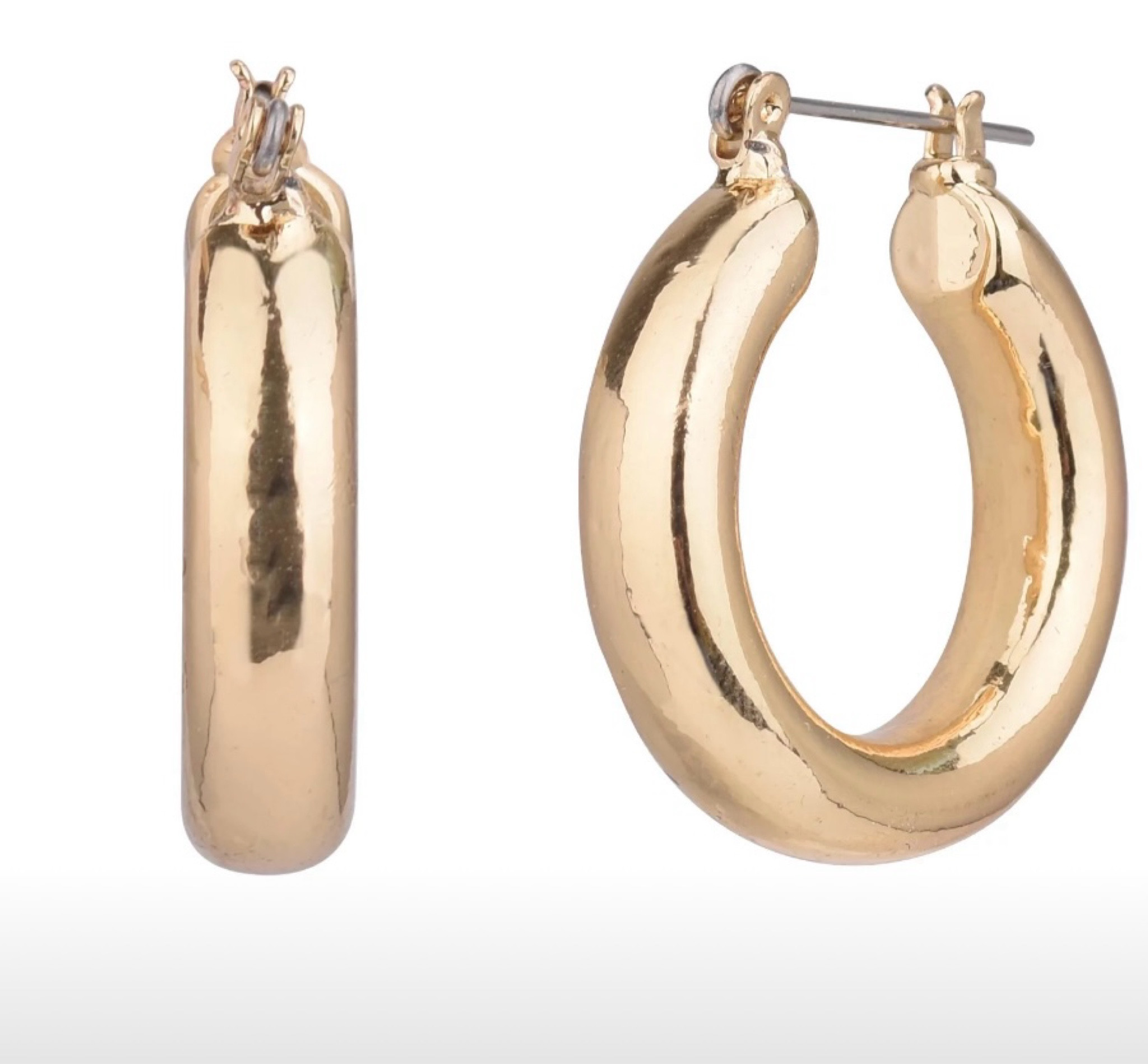 Gold tone hoops for just $3.00

#LTKSummerSales #LTKSaleAlert #LTKFindsUnder50