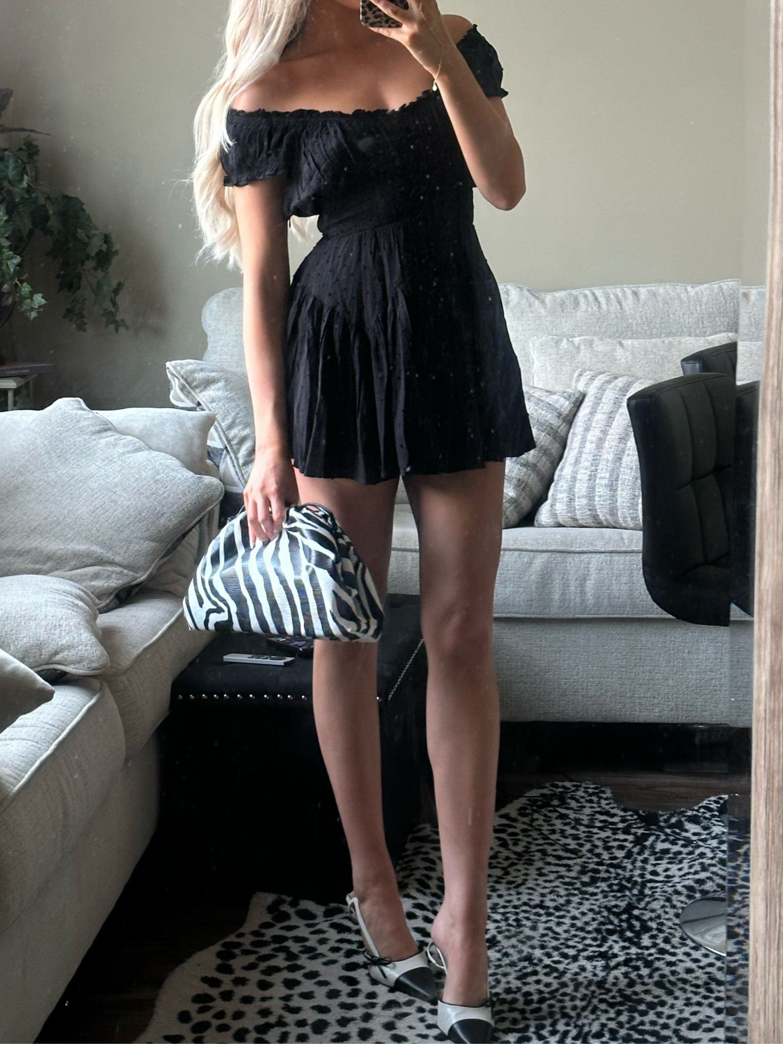 Girls night out! 🖤🦓 

#LTKStyleTip #LTKFindsUnder50 #LTKShoeCrush