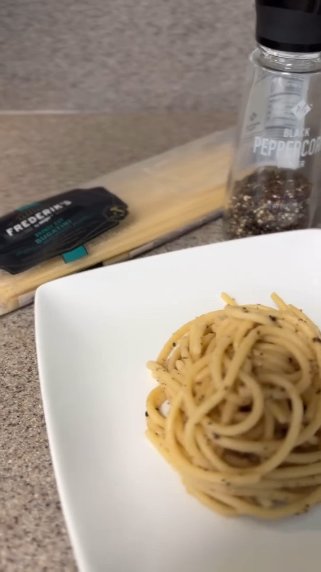 Meghan Markle has said that cacio e pepe is “so easy” that she could “make it with her eyes closed.” It only requires three main ingredients, making it the perfect dish to whip up in a pinch! I used the recipe I found in an interview Meghan did and techniques from @cj.eats_ 🤍 @meghan 
•
Ingredients:
8 oz bucatini or spaghetti
1 tablespoon olive oil
1 cup grated Pecorino Romano 
Freshly ground black pepper
Salt, to taste
_
#meghanmarkle #meghanmarklerecipe #celebrityrecipe #reciperecreation #cacioepepe #montecitocalifornia

#LTKSeasonal #LTKFindsUnder100 #LTKHome