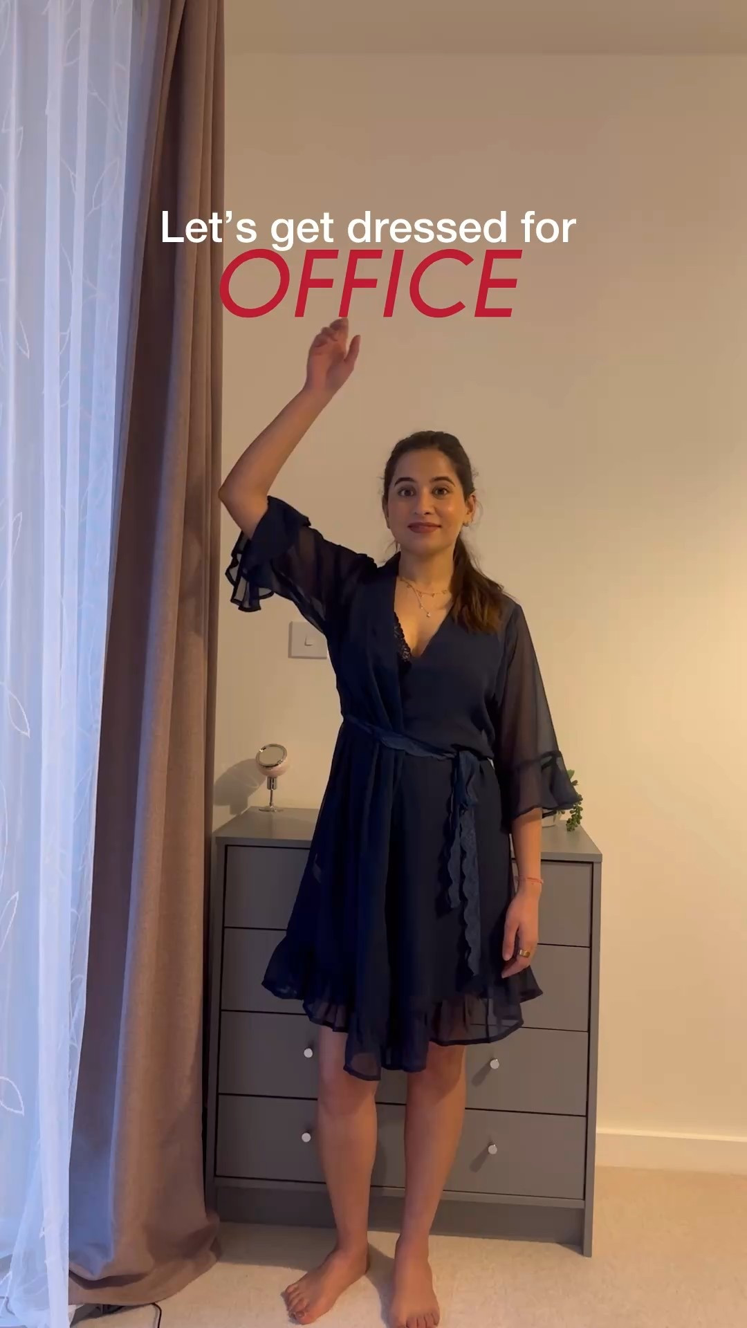 Getting dressed for office in UK 6-8 petite body.

Thermals @uniqloeurope 
Skirt and top @mango 

Office outfit, how to dress in London winters, petite fashion, how to layer for London winters, petite office outfit, outfit inspo, bodycon dress for petite , Long dress for petite , bodycon for pear shaped body
