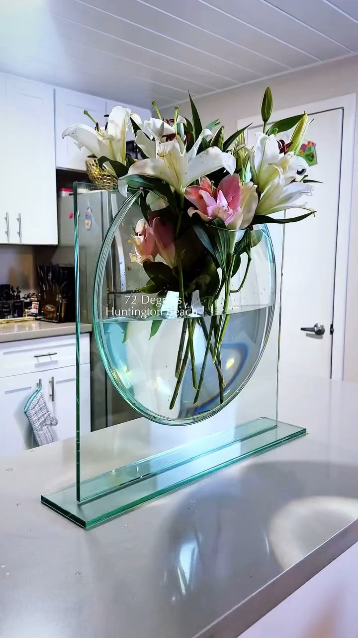 Shop my Oversized vase and outfit 

#1111 #3 #home #vase #ootd #cornerofmyhome #decor

#LTKSaleAlert #LTKStyleTip #LTKHome