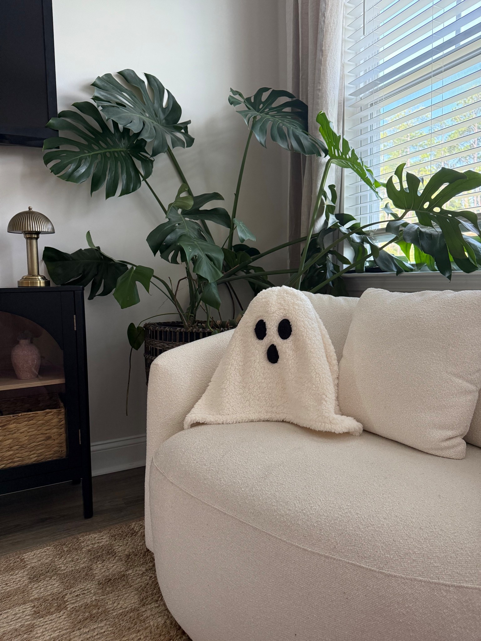 How cute is this little guy found him at Costco but will link similar ones below who’s ready for Halloween?

Halloween, ghost, ghost pillow, living room, chair, accent chair, white chair, cabinet, pottery barn, Amazon, Walmart, Target 

#LTKSeasonal #LTKFindsUnder50 #LTKHome