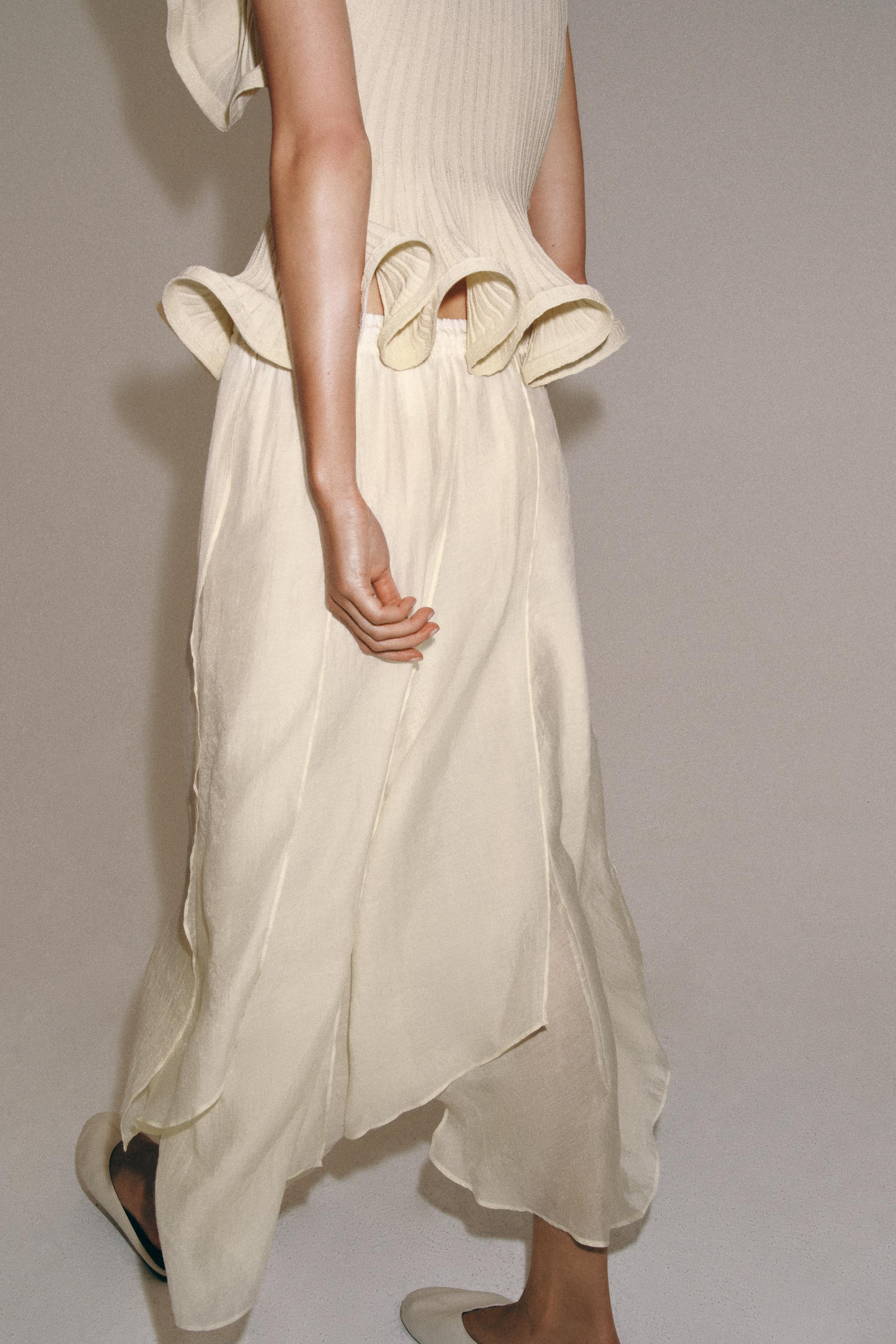 ZW COLLECTION FLOWY MIDI SKIRT | Zara US