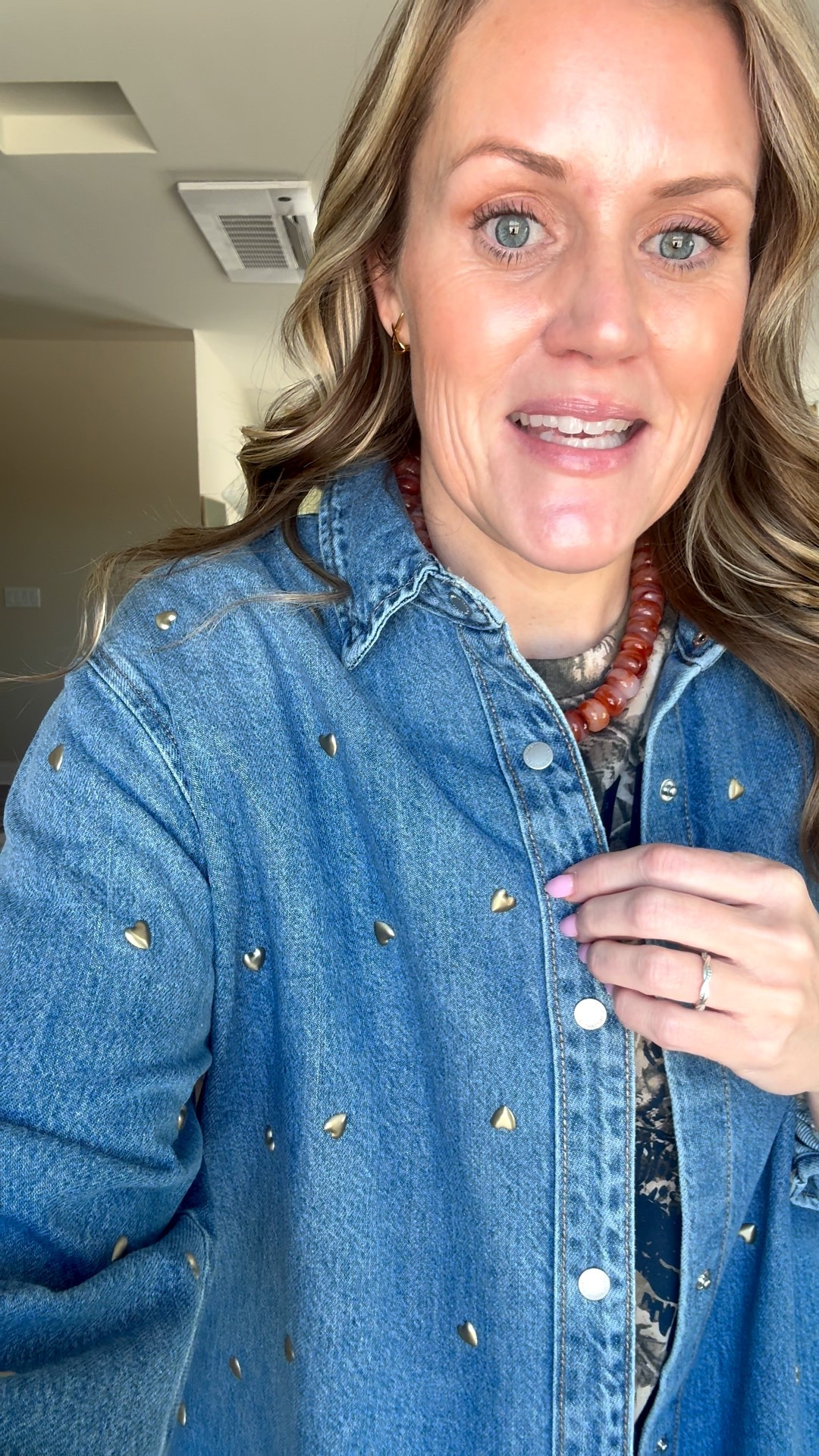 Valentine’s Day
Denim top
Leggings 
Zip up sweatshirt 
Boyfriend fit denim  
Graphic tee 
Slippers
Mom outfit 
OOTD 


#LTKmomlife #LTKdayinmylife #LTKootd