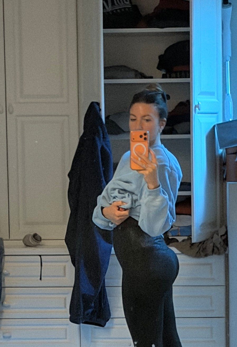 Disregard the mess in the bathroom but these are the best leggings I've ever had! Alo you know what you're doing! #leggings #blackleggings #aloyoga 

#LTKActive #LTKfitnessgoals #LTKmorningroutine