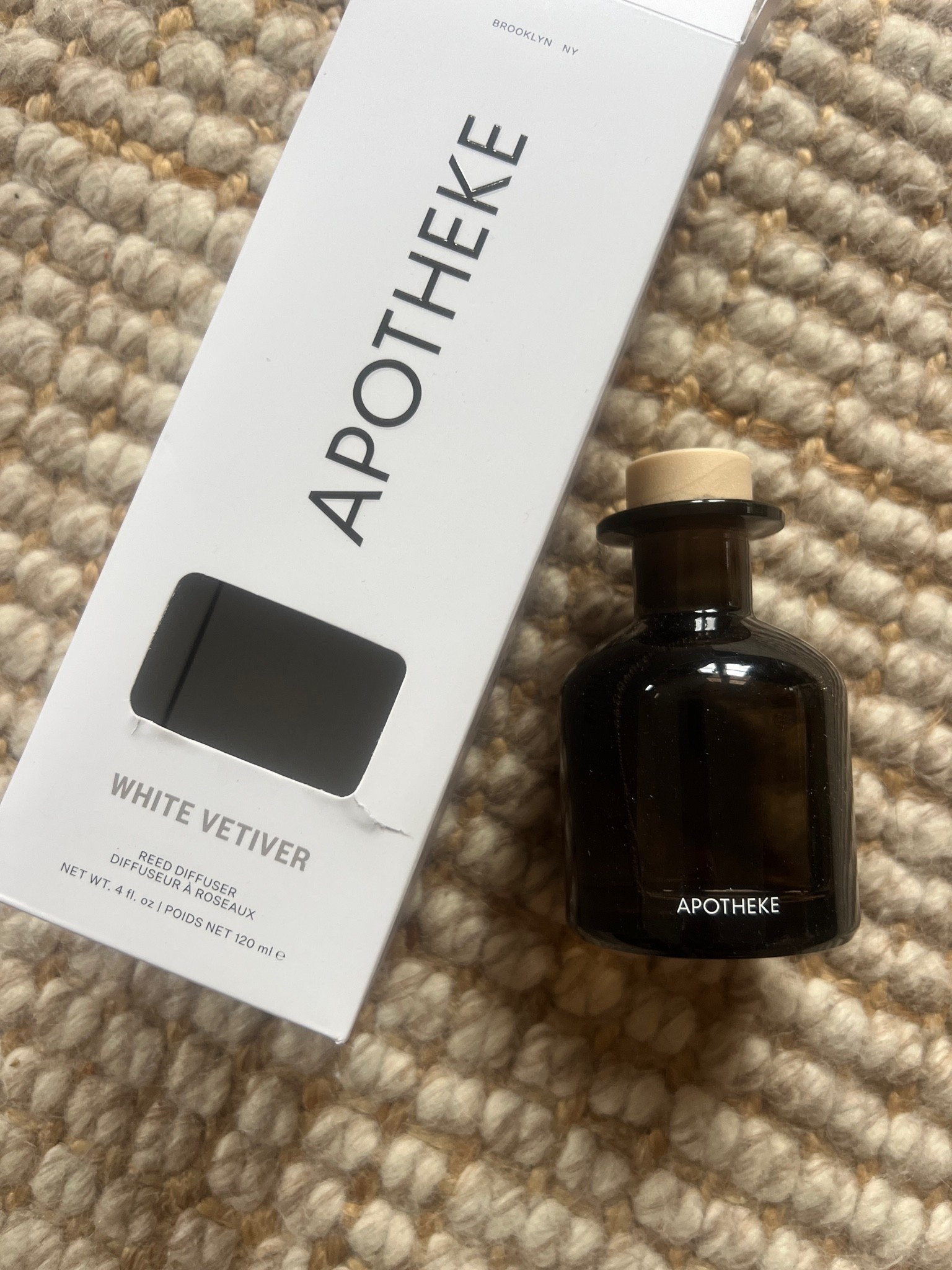 Are you looking for that hotel lobby? Smell for your home? THIS IS IT!! White Vetiver by APOTHEKE!! #hotelsmell #homefragrance

#LTKselfcare #LTKHome #LTKBeauty