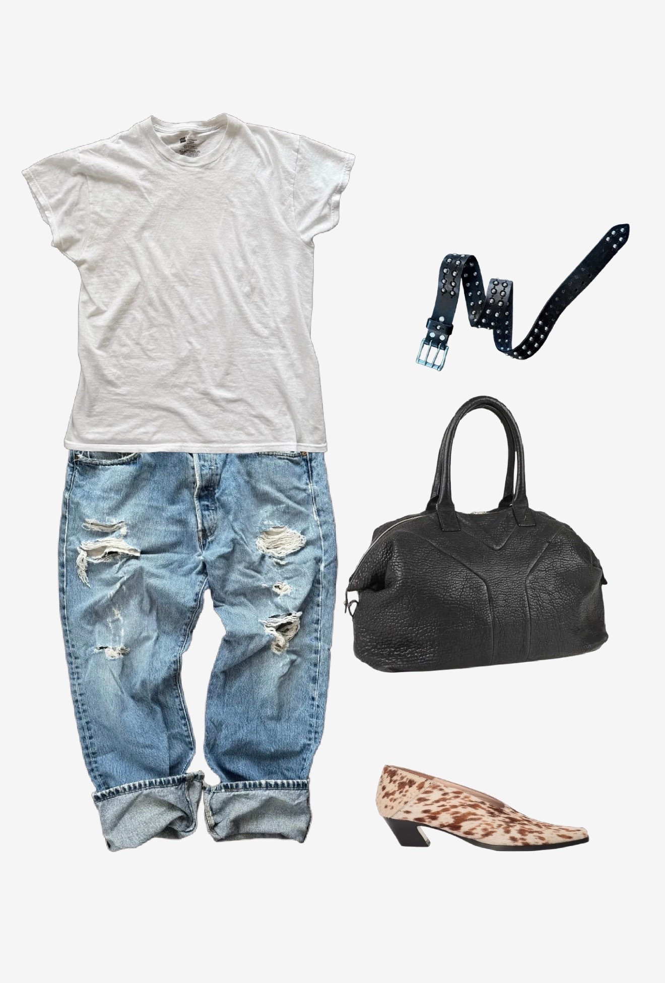 Jeans, bag, and belt are preloved/vintage. 
T-shirt is a men’s Hanes.

#LTKcanada #LTKsummer #LTKstyletip