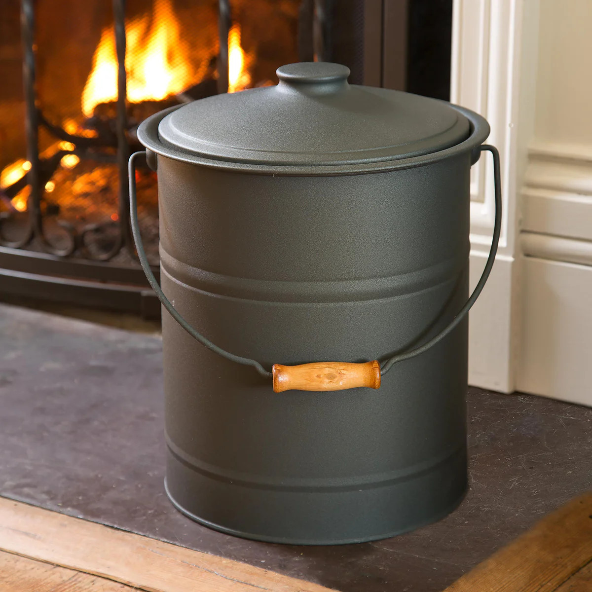 Deluxe Galvanized Steel Ash Bucket | Plow & Hearth | Plow & Hearth