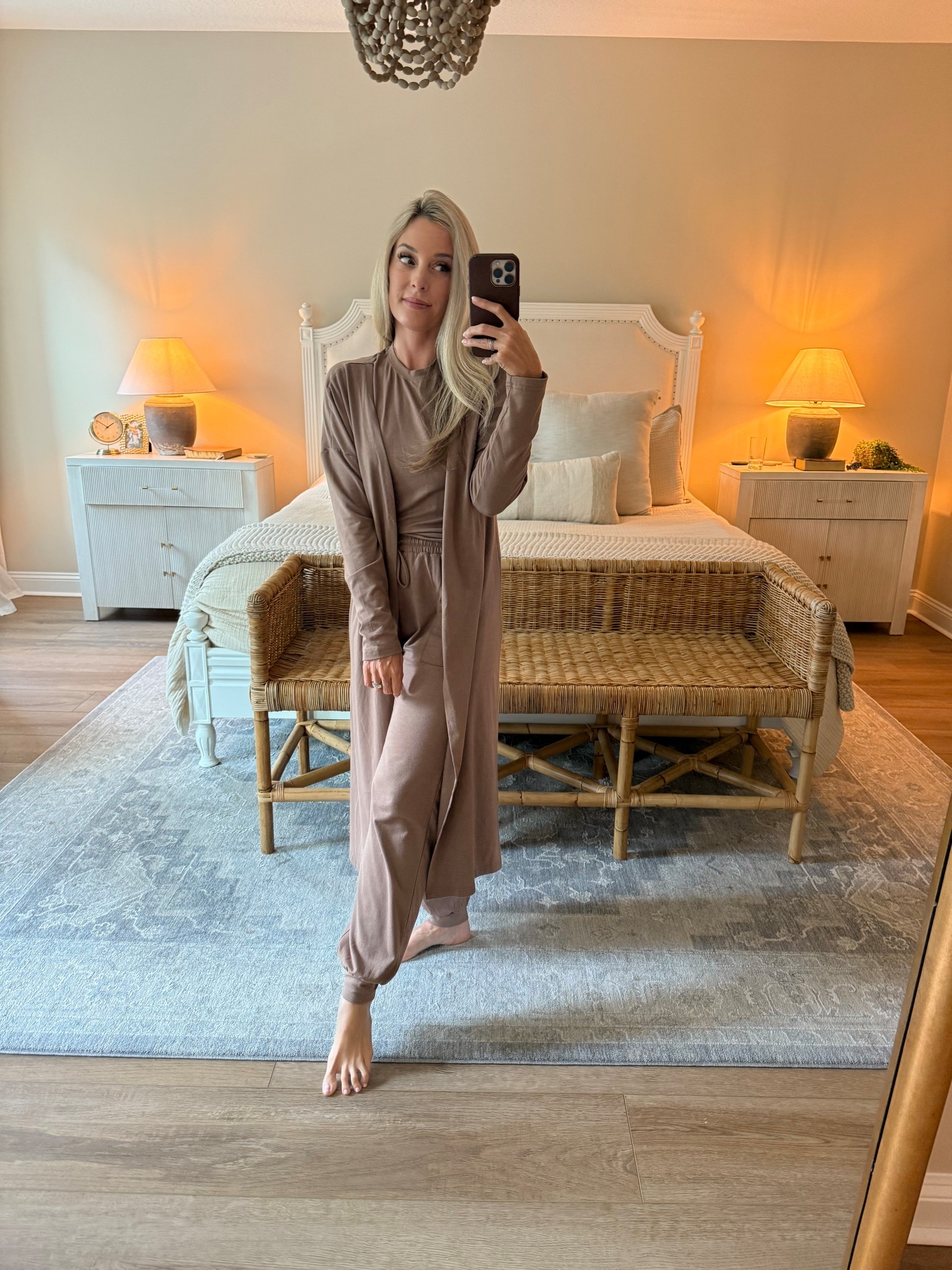 Cozy outfit of the day. 🫶🏼

#LTKPetite #LTKHome #LTKFindsUnder50