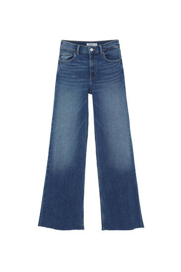Mid-rise wide-leg comfort jeans | PULL and BEAR UK