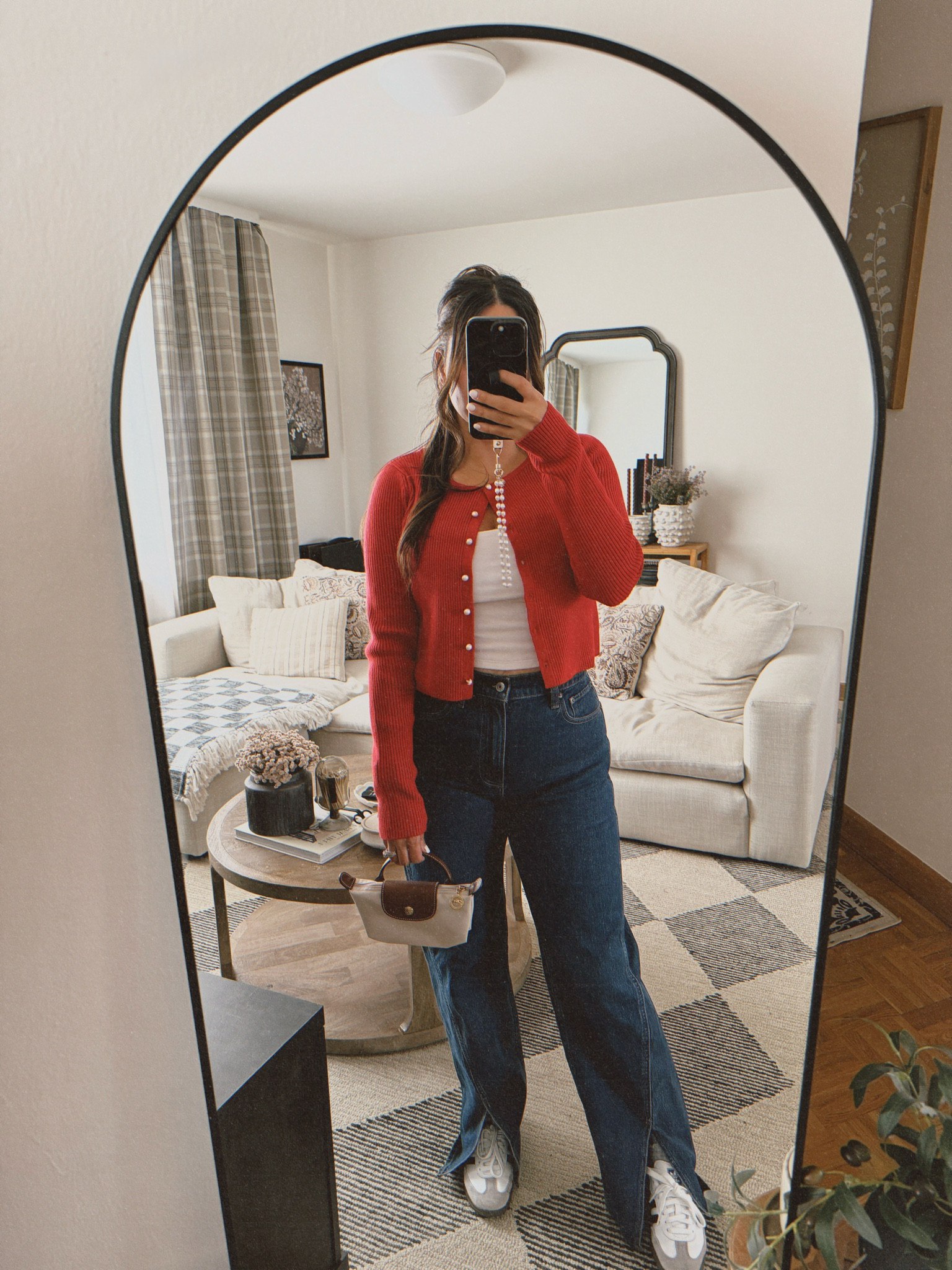 🌹🌶️🍷🧨❤️‍🔥
S- cami 
M- cardigan 
28- jeans 