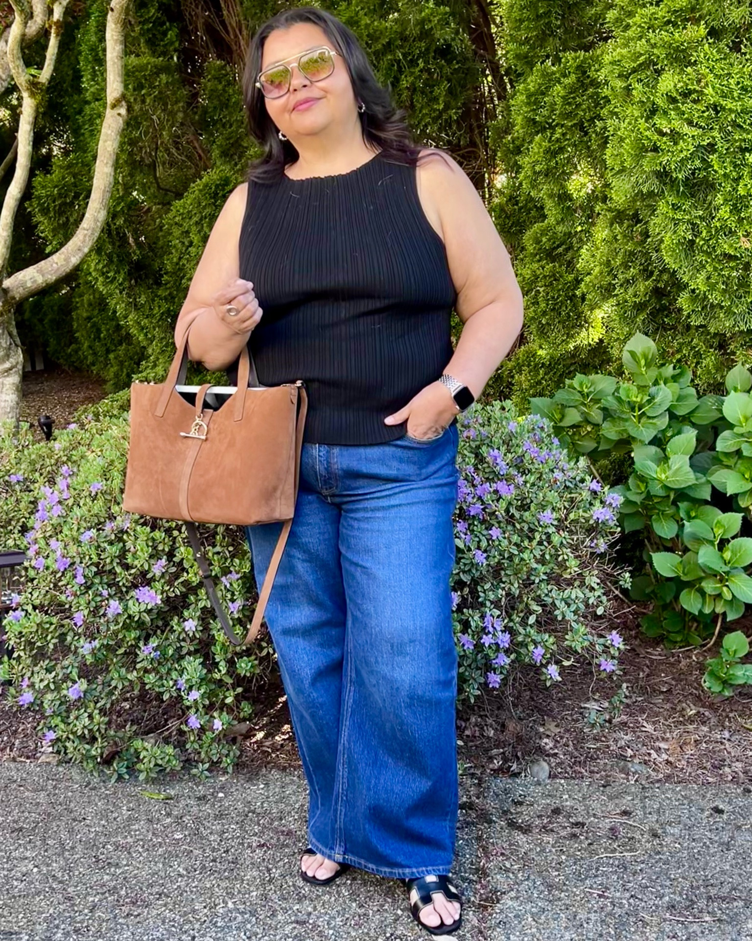 My bag for the summer is here.

#LTKMidsize #LTKPetite #LTKSeasonal