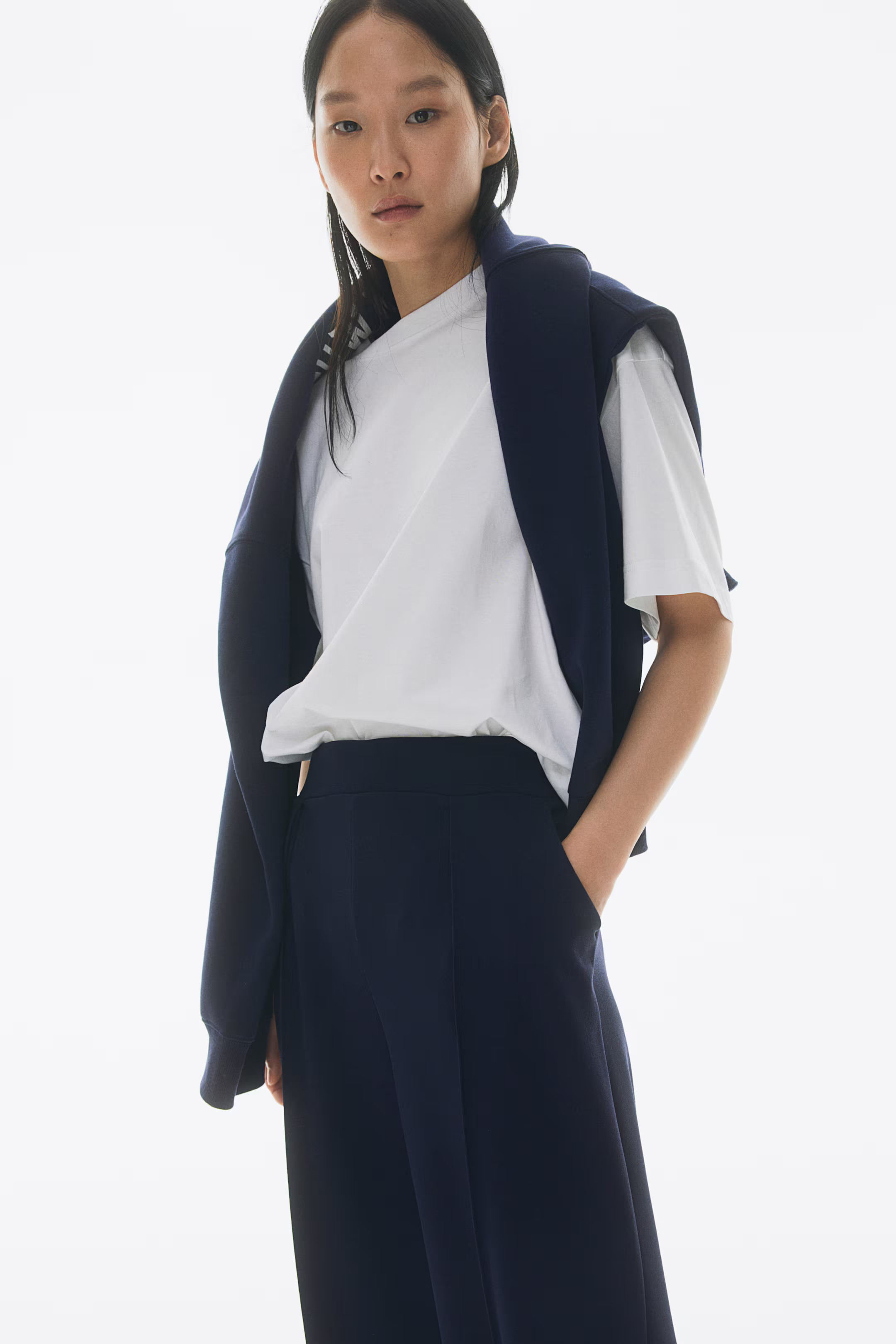 High-waisted tailored trousers - Navy blue - Ladies | H&M GB | H&M (UK, MY, IN, SG, PH, TW, HK)