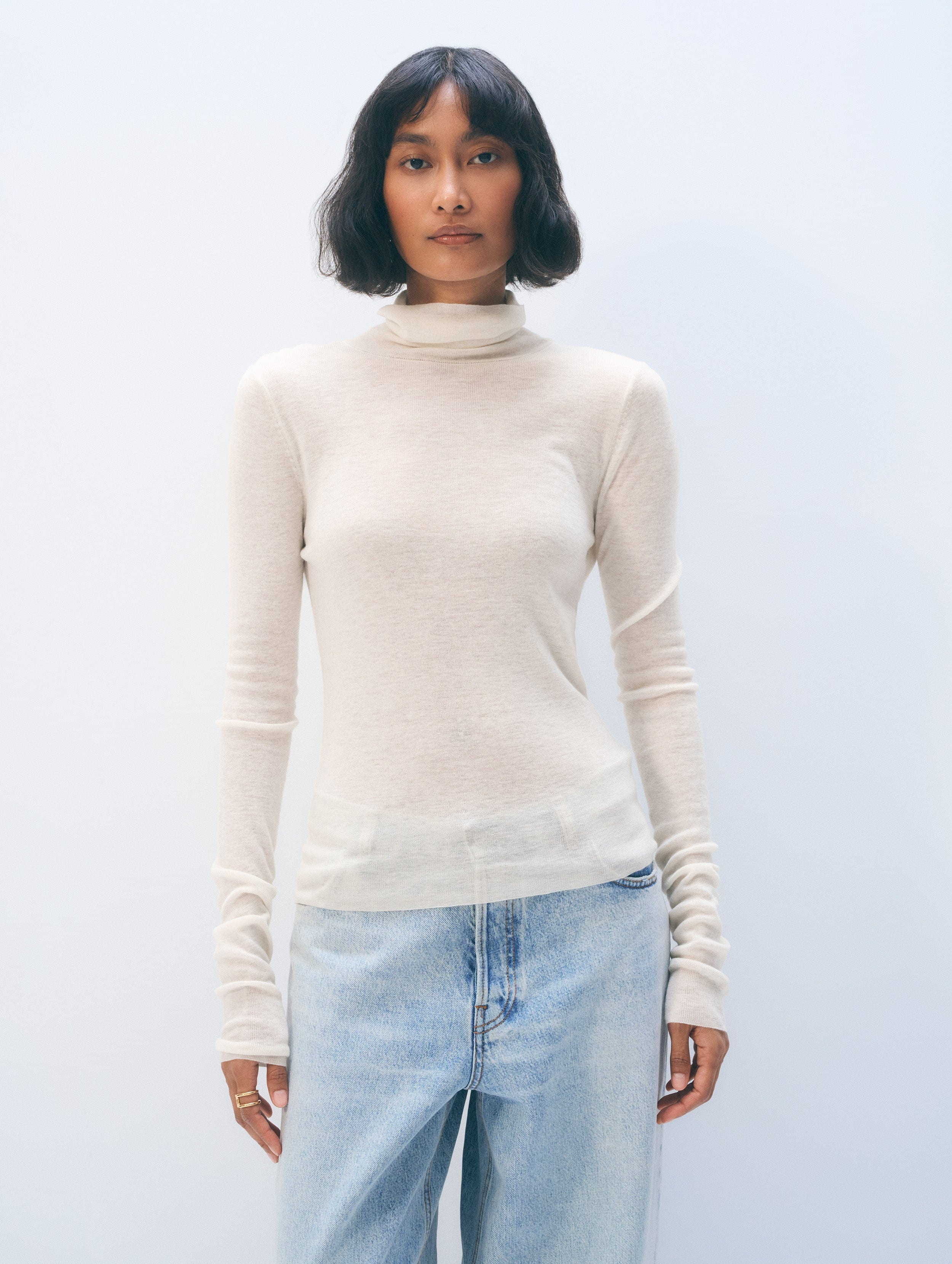 White & Warren Superfine Cashmere Blend Turtleneck Sweater in White size Small | White and Warren