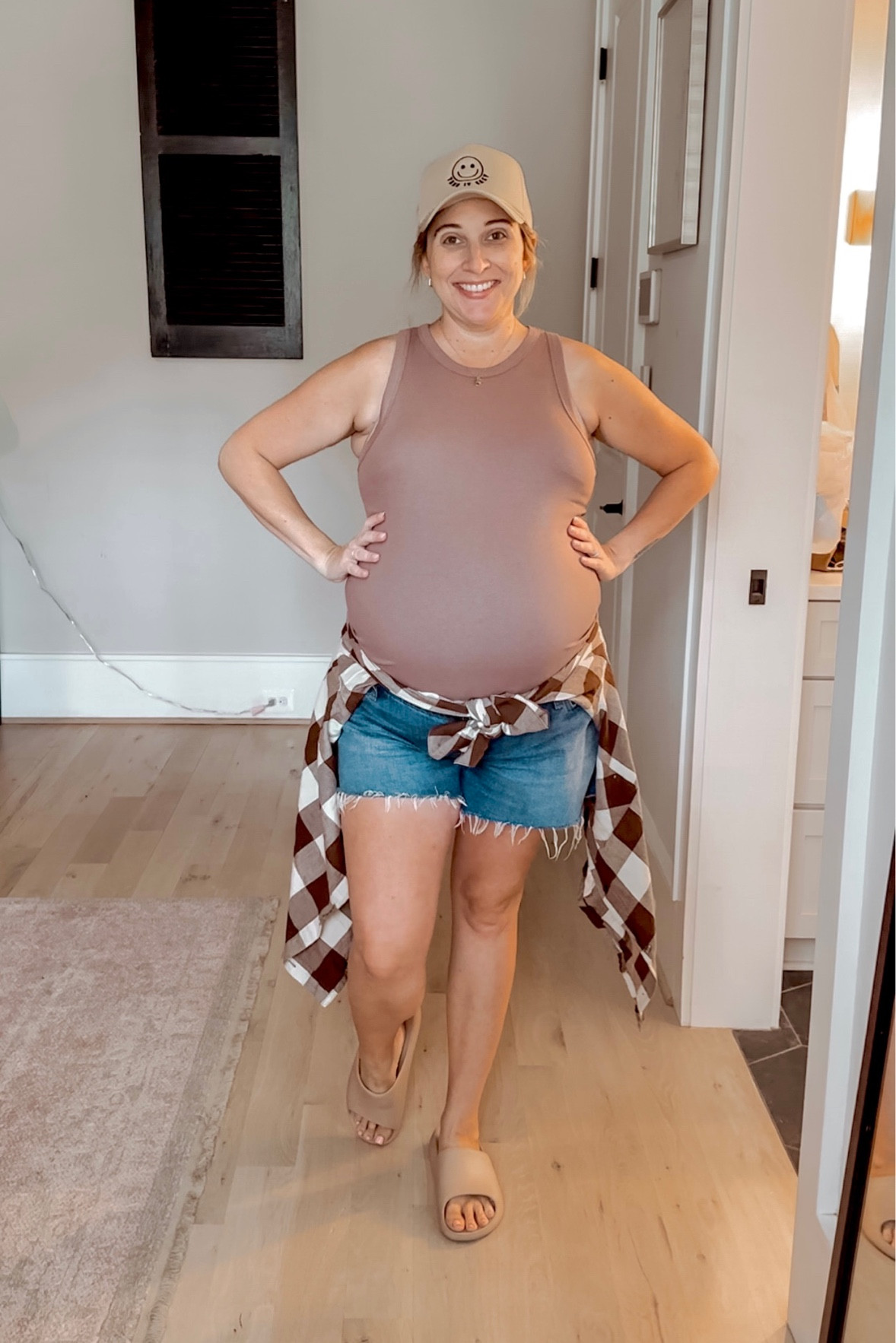 Fall transition outfit idea 
Tank XL / jean shorts (maternity) 32 tts / flannel XL / shoes tts 

#LTKstyletip #LTKbump #LTKSeasonal