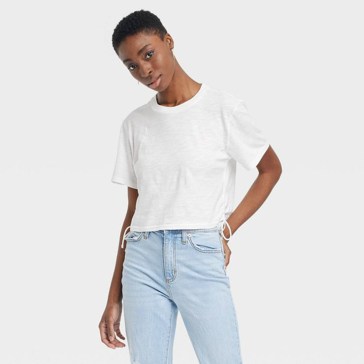 Women's Short Sleeve T-Shirt - Universal Thread™ | Target