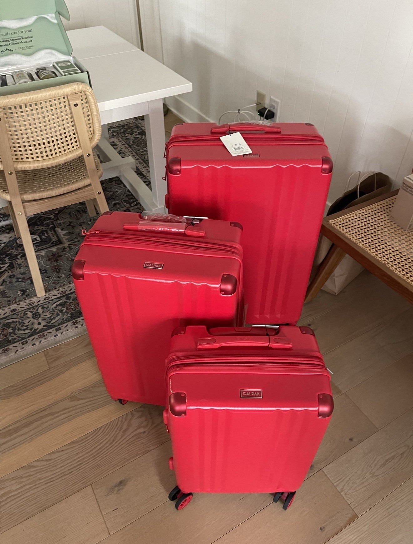 [9/30/25] calpak sale!! Ambeur 3-Piece Luggage Set in Metallic Red is currently 33% off! Such a great deal if you’re looking for new travel items 


#LTKItBag #LTKSeasonal #LTKTravel