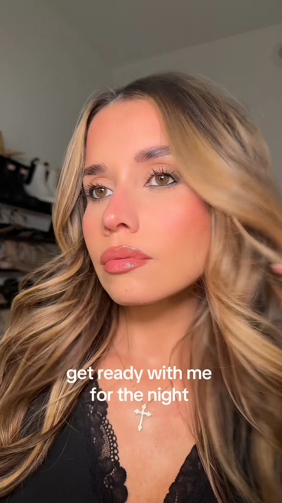 makeup used 🩷

L’oréal lumi glotion in medium 
Dior backstage foundation 
Patrick Ta she’s bronzed
Rare beauty blush in encourage 
L’oréal lumi blush glowy true rose
Too faced concealer 
Charlotte Tilbury finishing powder in medium 
One size setting powder in ultra pink
Dior glow face palette 
Maybelline lifter liner in big lift
Laneige glaze lip serum in cinnamon sugar 

#LTKBeauty