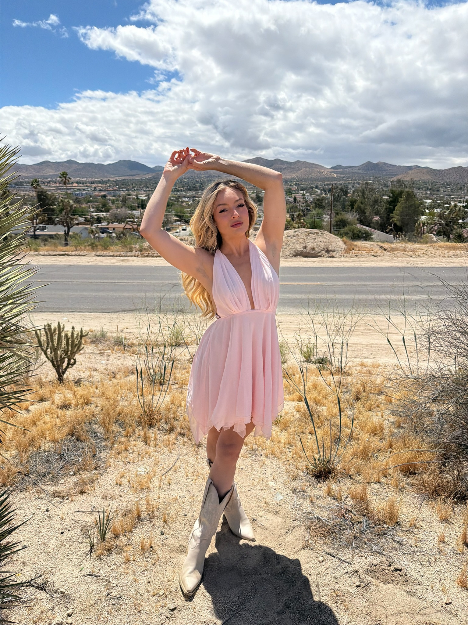 Desert looks pink chiffon dress 

#LTKootd #LTKFestival