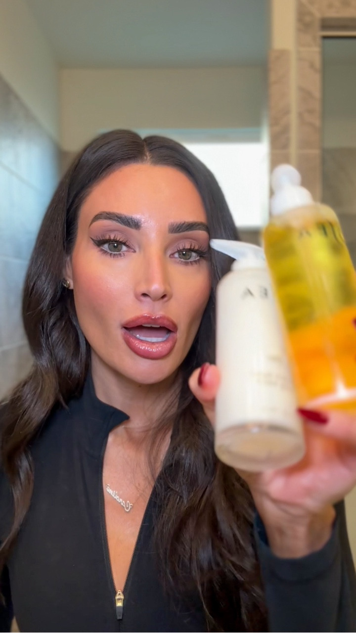 Treat yourself Body Routine: Osea Lotion
+ Oil ✨

They gave me a discount code for y’all! 🎉🎁
You can use code CAREJOHNSTON1O for an additional 10% off if you go to the link in my bio! 

@oseamalibu 

#oseapartner #osea #oseamalibu #bodycareroutine #bodycare

#LTKBeauty #LTKSeasonal #LTKFindsUnder100