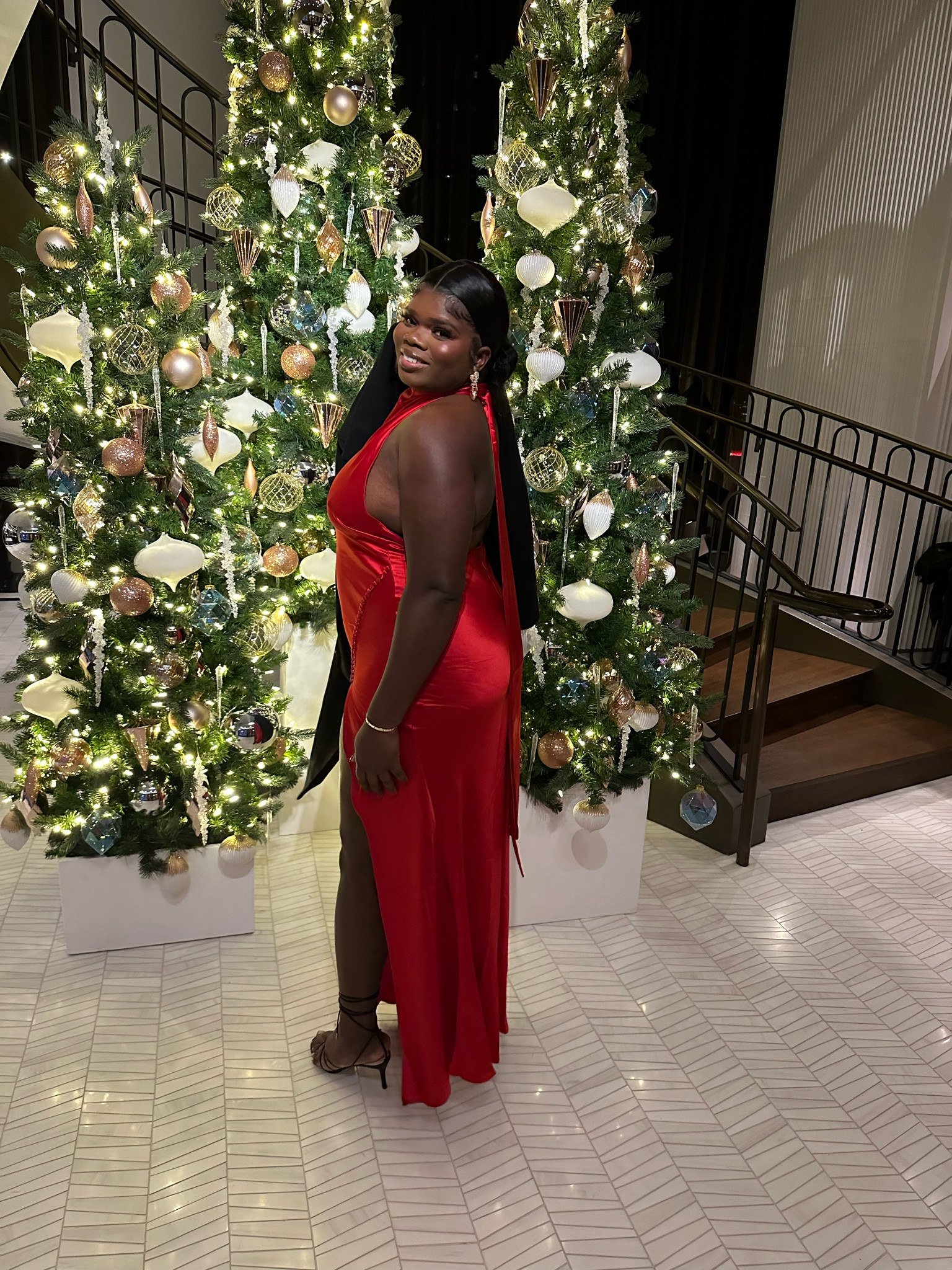 PENELOPE BACKLESS SATIN GOWN


#LTKplussize #LTKbeauty #LTKMostLoved