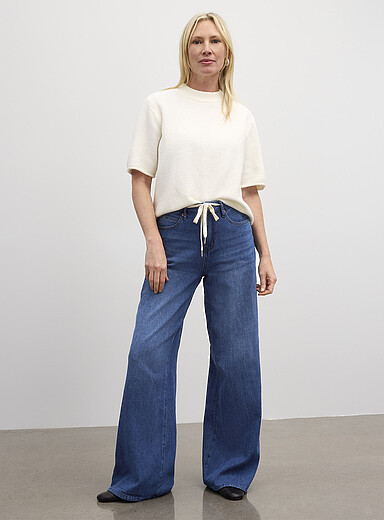 Lily drawstring jeanFit: Wide leg, high rise | Simons