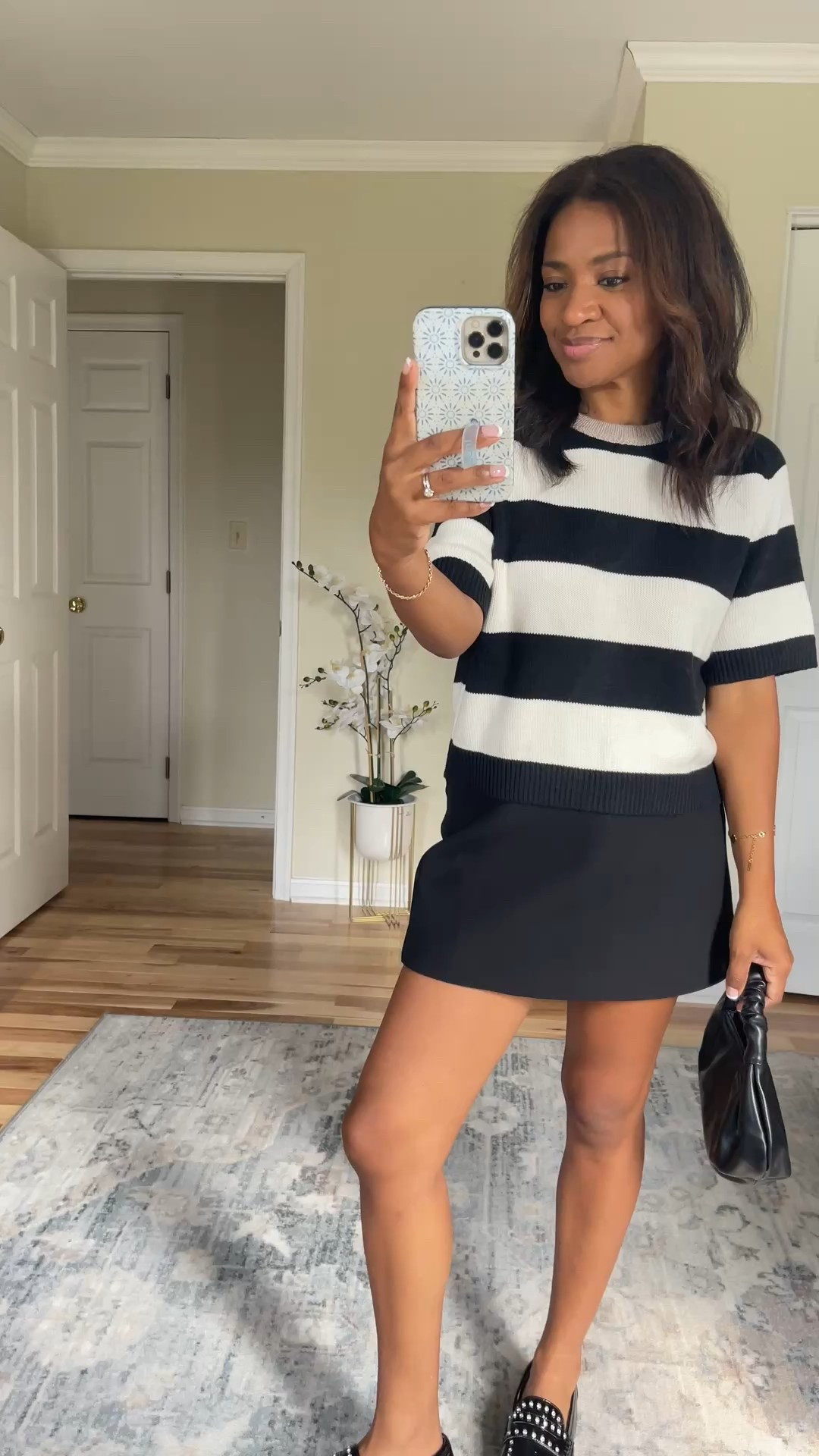 #abercrombiepartner This adorable striped sweater shirt is an extra 25% off sale with my stackable code “AFLTK” at checkout! Wearing a small. 

#ltkfindsunder100 #ltkfallsale #ltkfindsunder50

