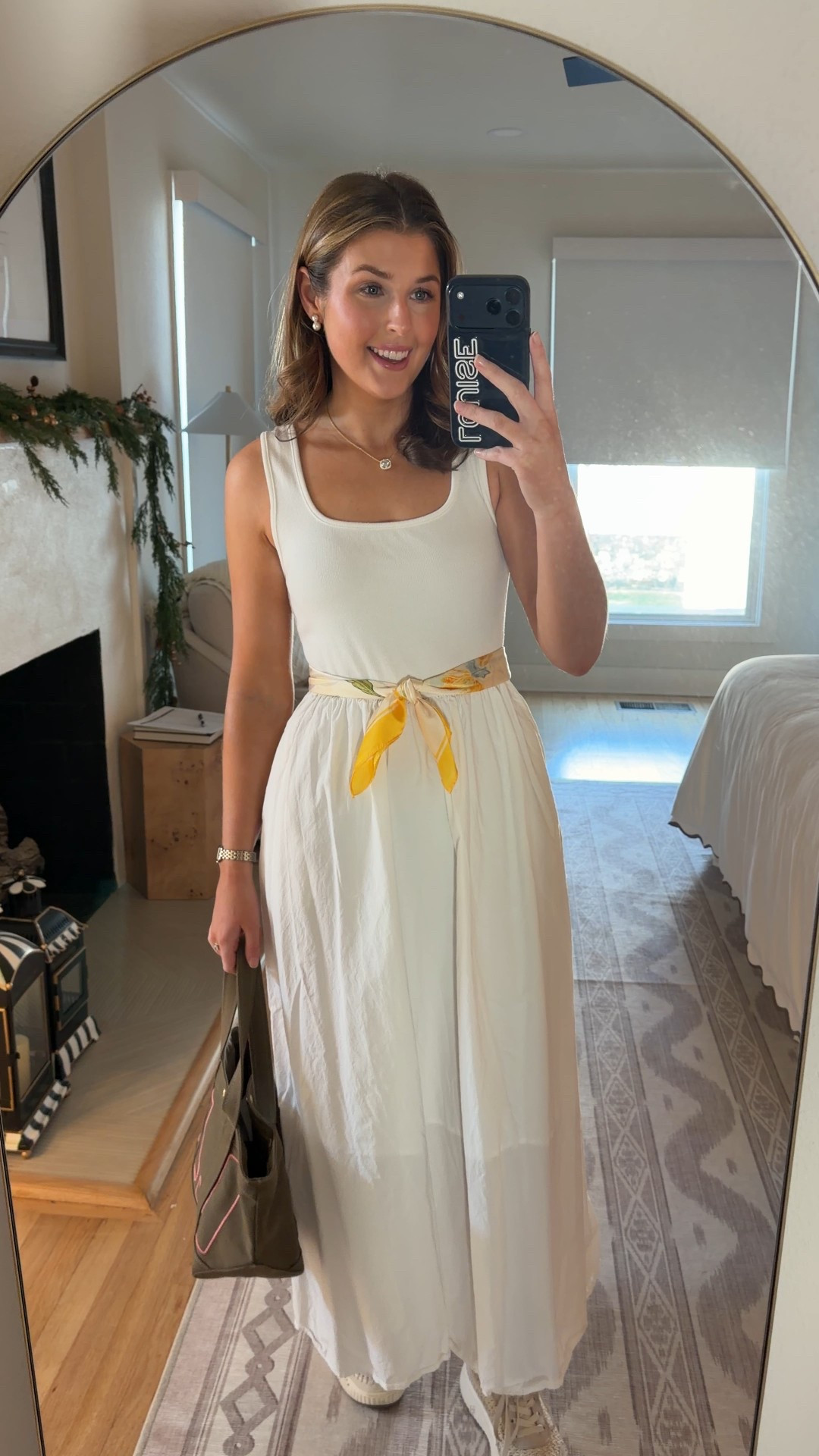 OOTD! Wearing a S in dress 