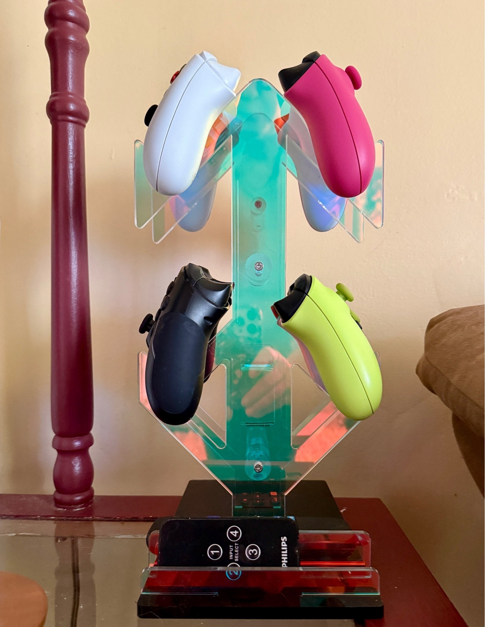 Just got this XBox controller organizer stand from Amazon yesterday. It’s so cool! I went with the iridescent one. Now we have a place to keep our controllers (Xbox, PlayStation, Switch, etc), headphones, and cords all in one place. It even holds a phone or tablet. I’m using it to hold remotes. This is great for any gamer, like me and my girls! 

#xbox #playstation #gamer

#LTKHome #LTKmomlife