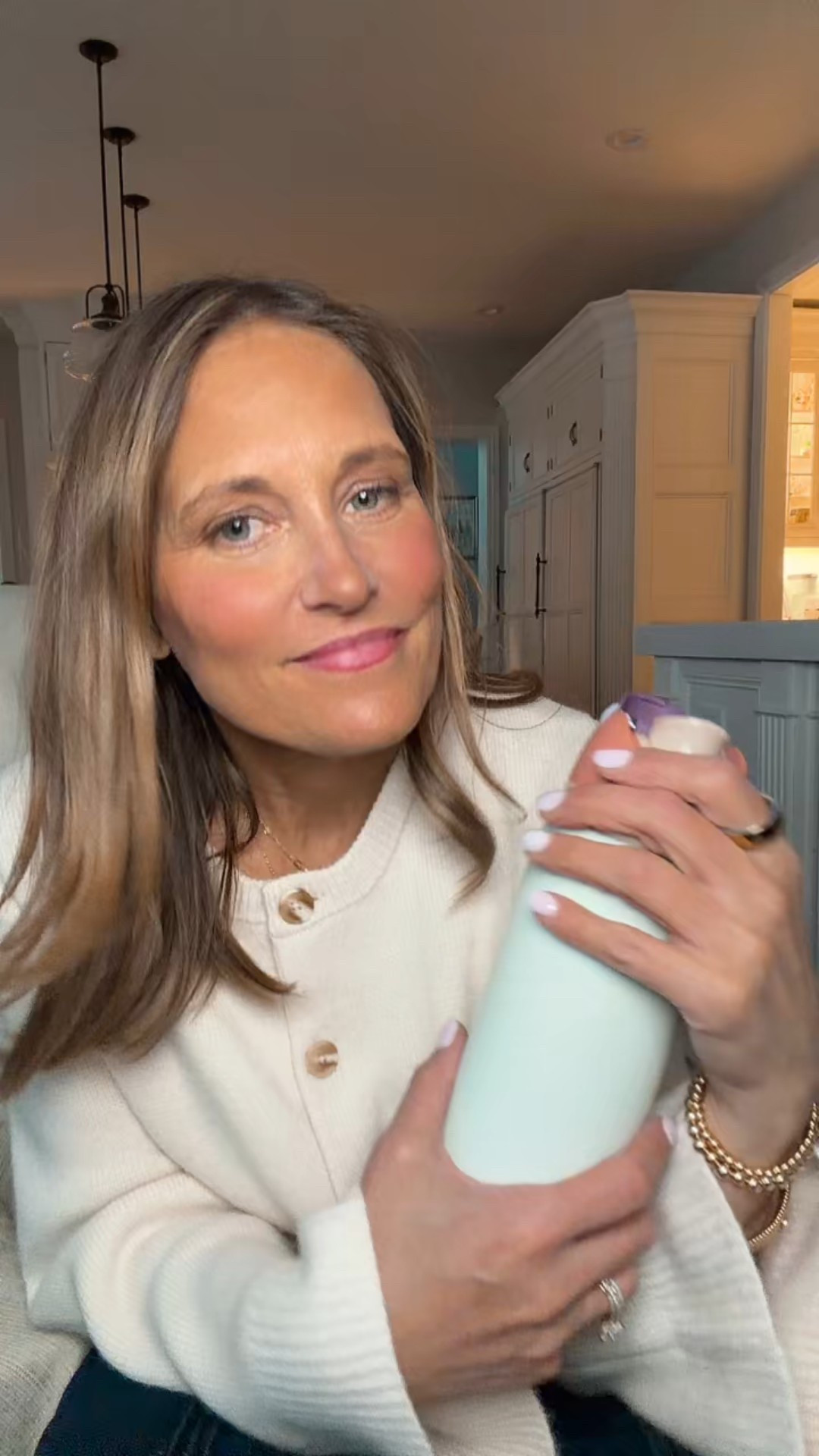 I can’t believe how much I like this water bottle.  I didn’t need it, but I love it!! 

#LTKFindsUnder50 #LTKGiftGuide #LTKOver40