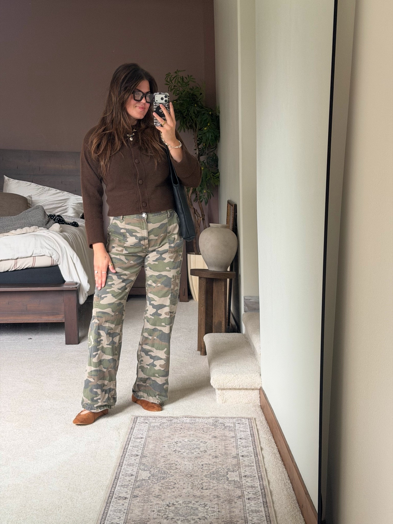 Fall outfit of the day!
Camo pants size L/12/14 from @Walmart 
Sweater from Amazon size large 
Flats from Amazon. - Tts and perfect for teacher and business casual outfits!
Jewelry and purse from Amazon! 

Midsize, size 12, size 14, mom style, curvy outfit, thick tummy approved