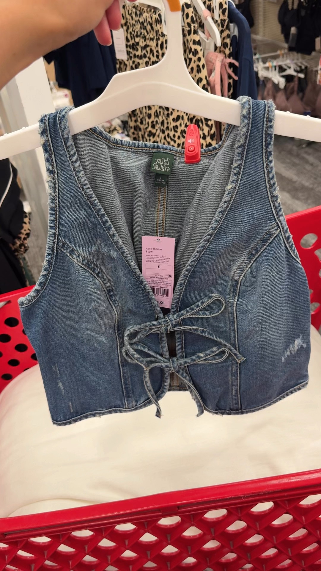 New fall denim at target 
#LTKsalealert
#LTKFindsUnder50 
#LTKFindsUnder100
#LTKSeasonal 
#LTKStyleTip
#LTKBacktoSchool 
#LTKWorkwear 

