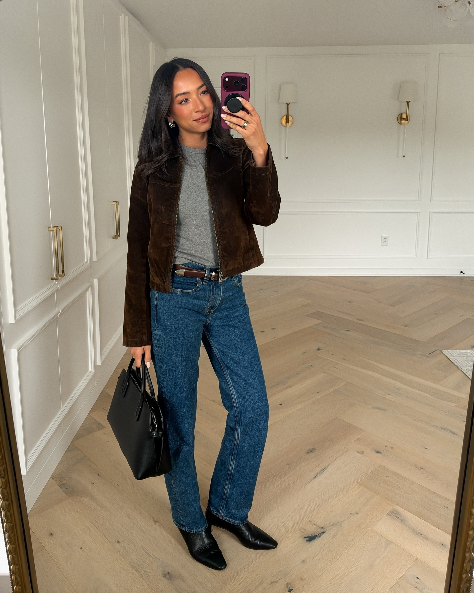 Use code AFLTK for an extra 20% OFF Abercrombie!! Select sweaters & sweatshirts are up to 30% off and the code stacks on top!! Wearing size S tee, size S jacket and size 27 jeans 

Abercrombie sale, Abercrombie code, fall outfits, fall fashion, fall sweaters, cashmere sweater, roll neck sweater