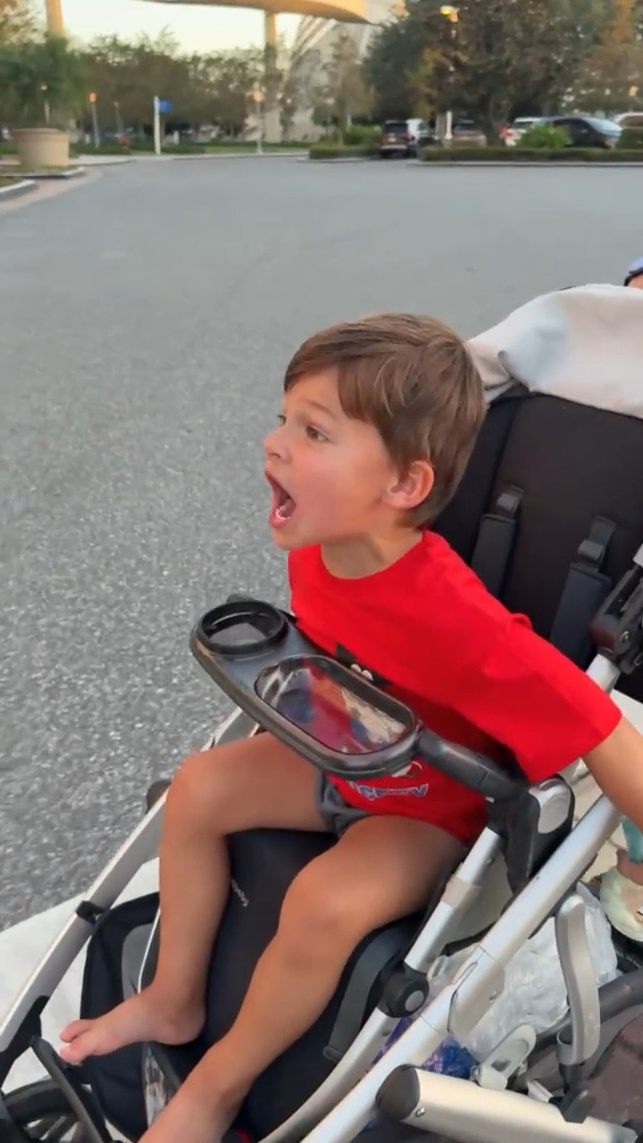 Mood after multiple days at Disney World 🤪

Jackson’s shirt is sold out but linking some other Disney finds!

Disney tips, family travel, boy mom, toddler style, Bugaboo Donkey

Grace White | A Southern Drawl

#LTKKids #LTKBaby #LTKTravel