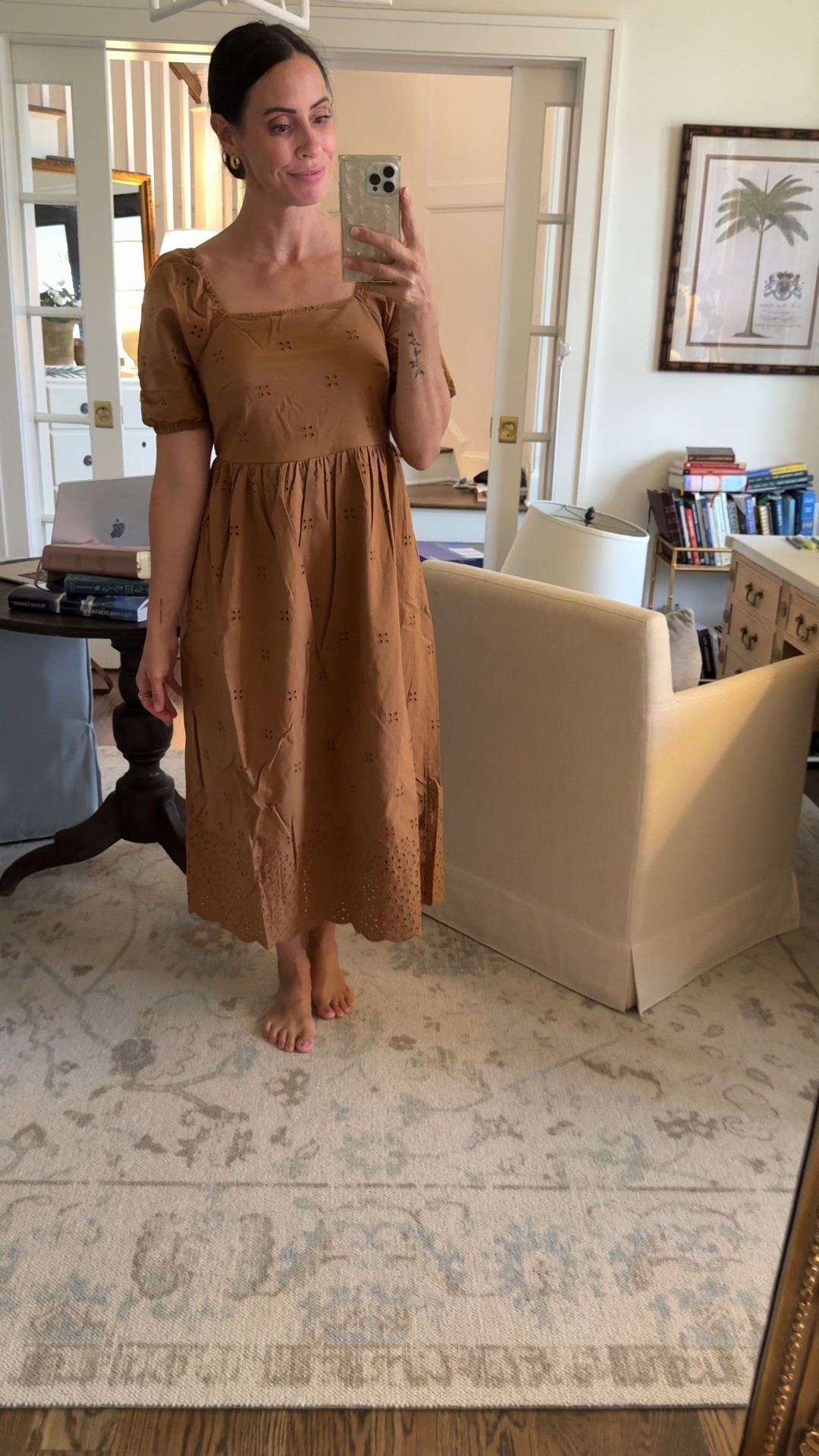 Dress on sale for $17- brown like Tuckernuck and studio McGee! 

Walmart dress 


#LTKSummerEdit #LTKSeasonal #LTKOver40