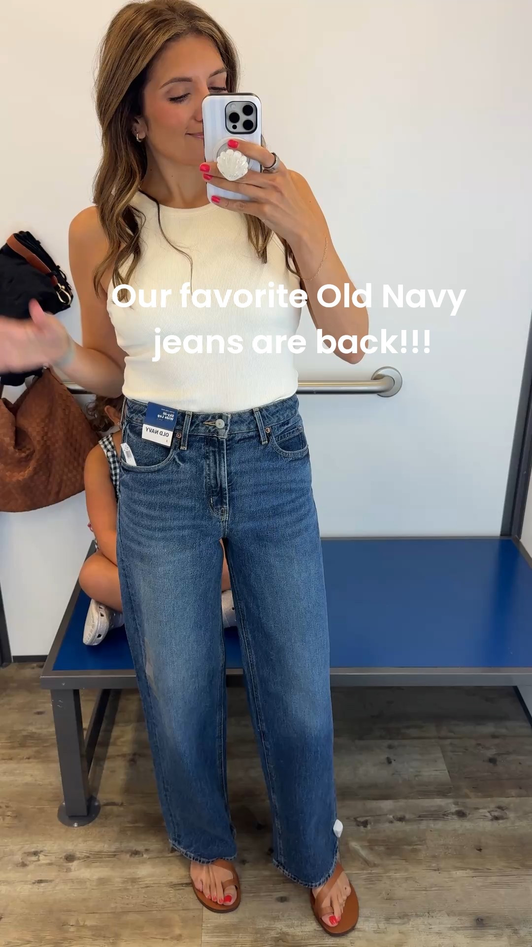 One of my favorite pairs of wide leg jeans of ALL TIME. They’re back AND in new washes!! I’m in a size 2. They fit generously! (I’m a typical 4/27). On sale! 

#LTKSaleAlert #LTKOver40 #LTKFindsUnder50