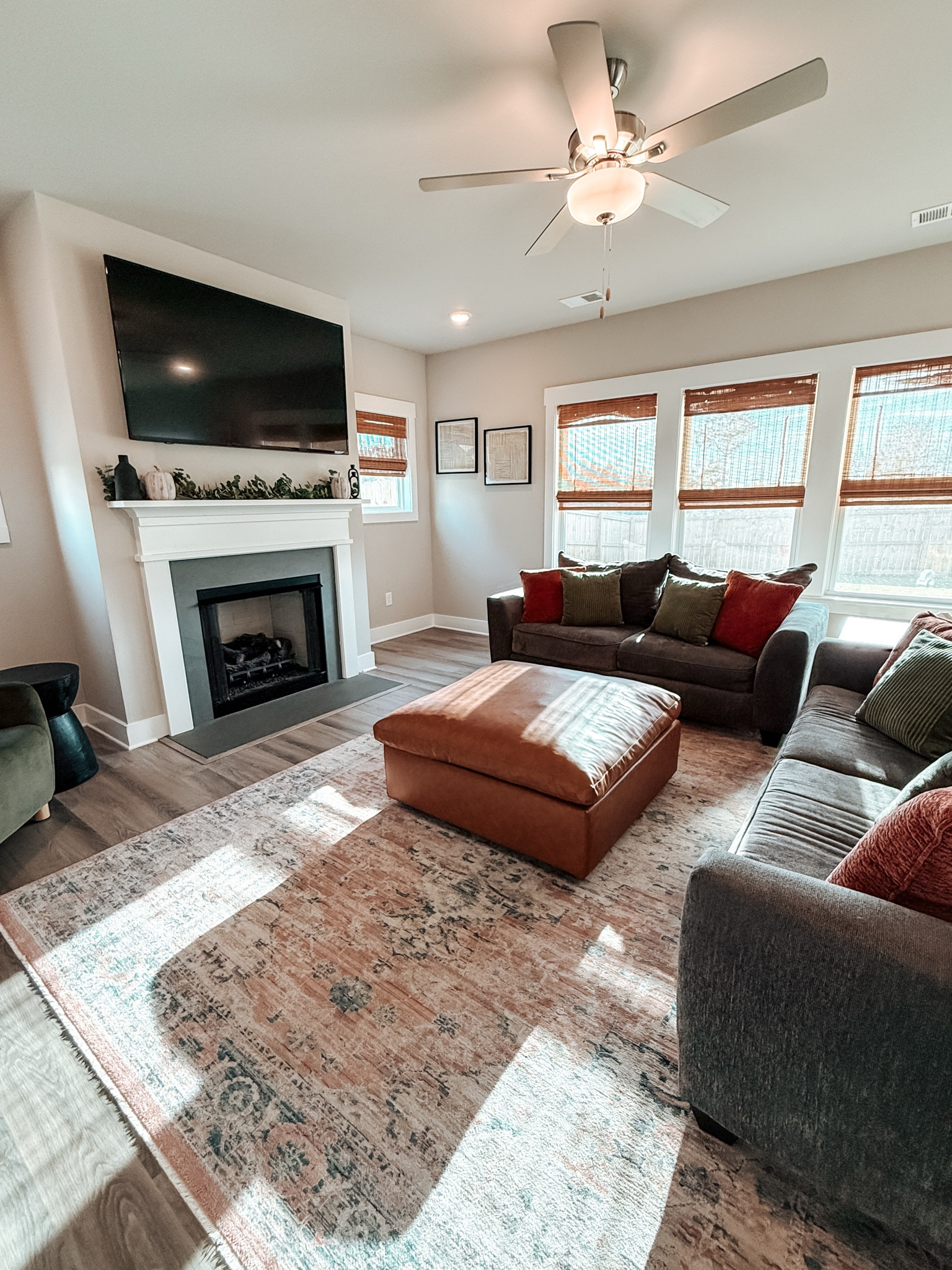 Living roomm

#LTKHome #LTKFindsUnder100 #LTKStyleTip