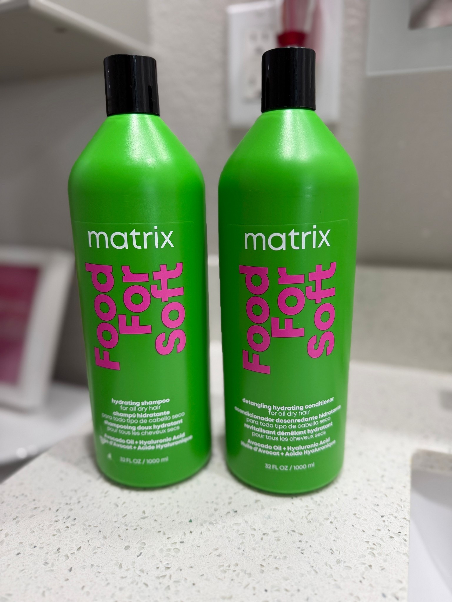 Jumbo hair care is my love language 💚✨
Stocking up on my go-to hydration duo from Matrix during Ulta’s Jumbo Love Sale because dry hair doesn’t stand a chance. These liters last forever and leave hair soft, shiny, and manageable without feeling heavy. Now is the time to save big and restock 🙌

#LTKSaleAlert #LTKBeauty